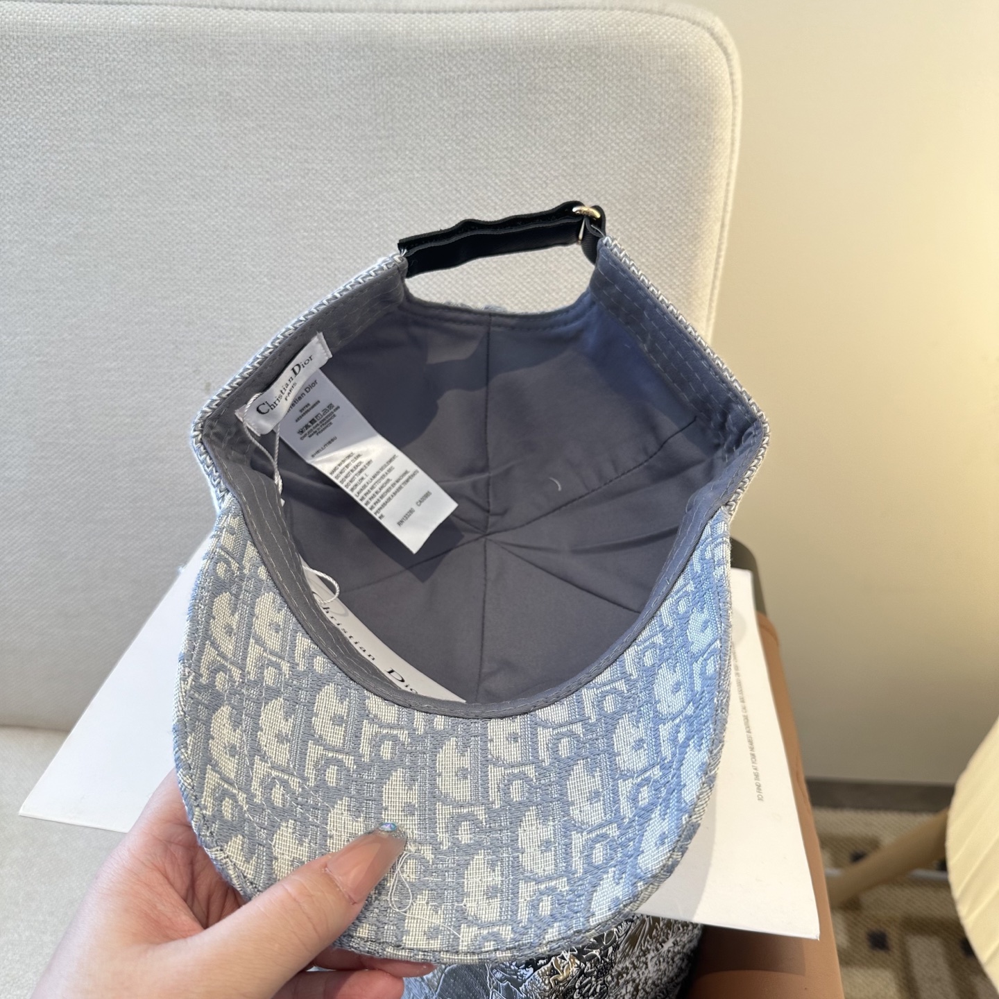 Dior高仿淺藍Oblique老花棒球帽 精品刺繡鴨舌帽| 7 Dior高仿淺藍Oblique老花棒球帽 精品刺繡鴨舌帽