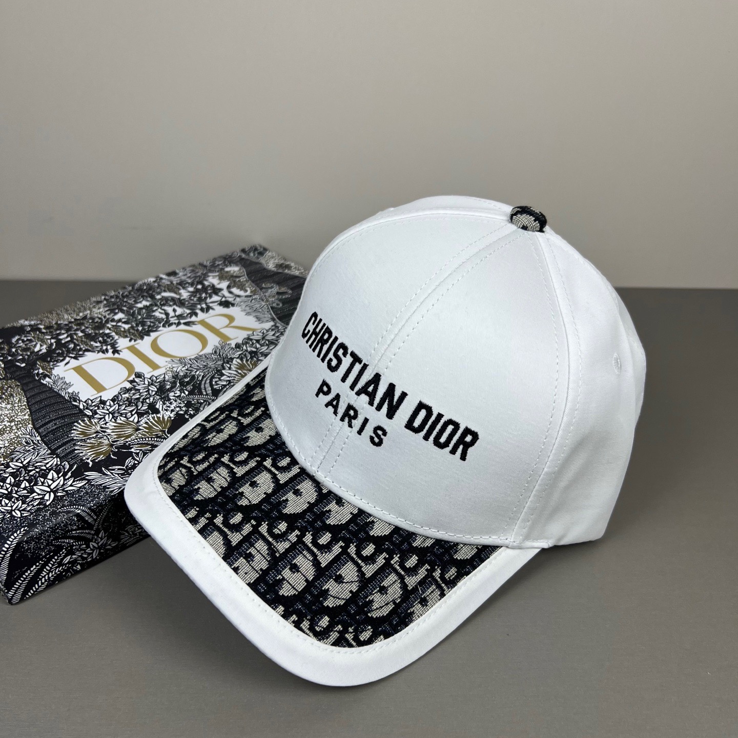Dior高仿Oblique刺繡拼接棒球帽男女同款遮陽帽| 11 Dior高仿Oblique刺繡拼接棒球帽男女同款遮陽帽
