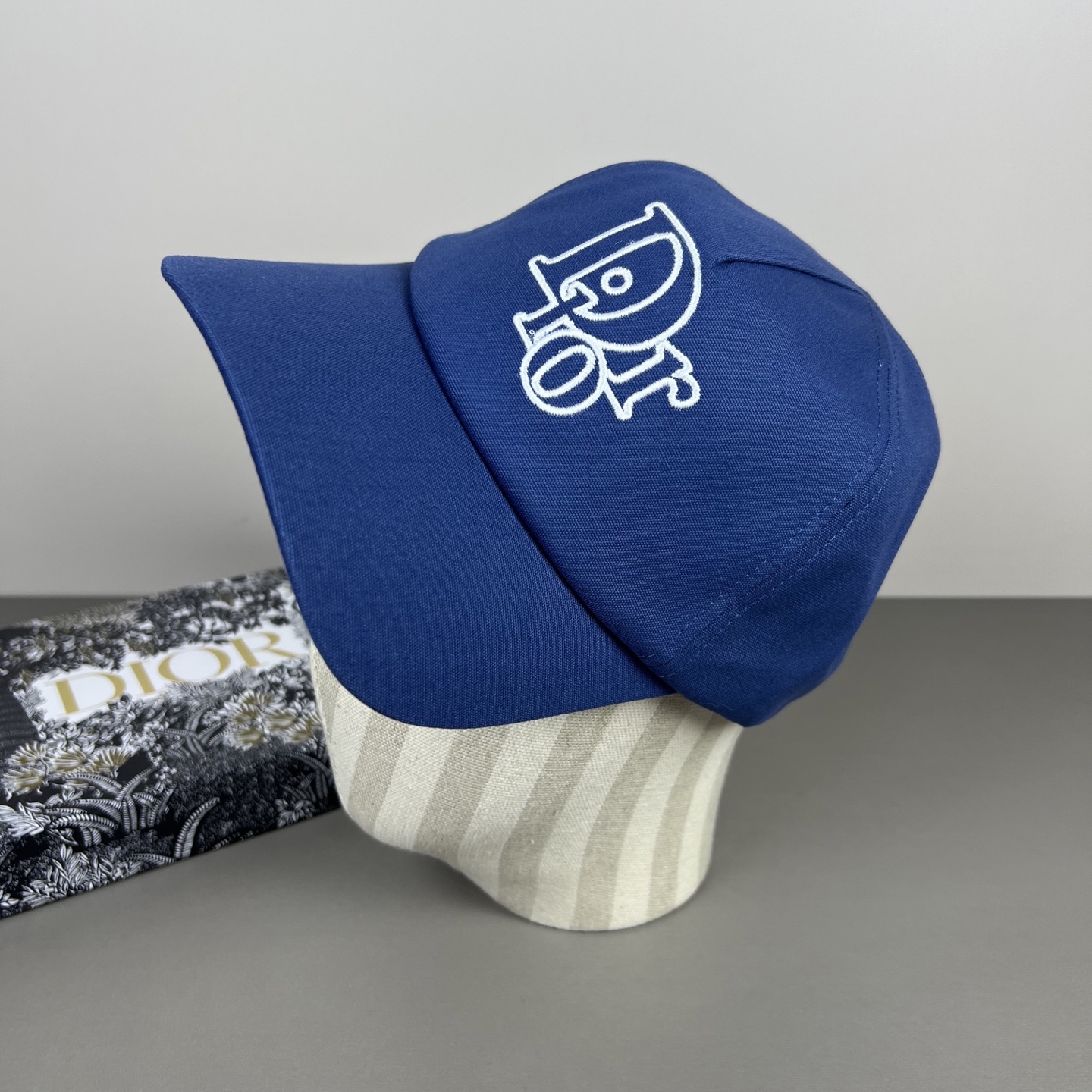 Dior高仿藍色刺繡棒球帽男女休閒遮陽帽| 14 Dior高仿藍色刺繡棒球帽男女休閒遮陽帽