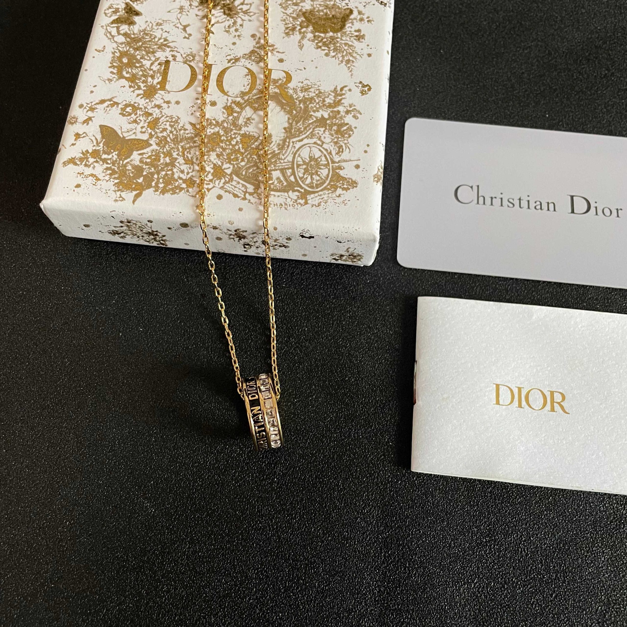 高仿Dior雙環滿鑽項鍊 女士高級感鎖骨鏈時尚飾品| 11 高仿Dior雙環滿鑽項鍊 女士高級感鎖骨鏈時尚飾品