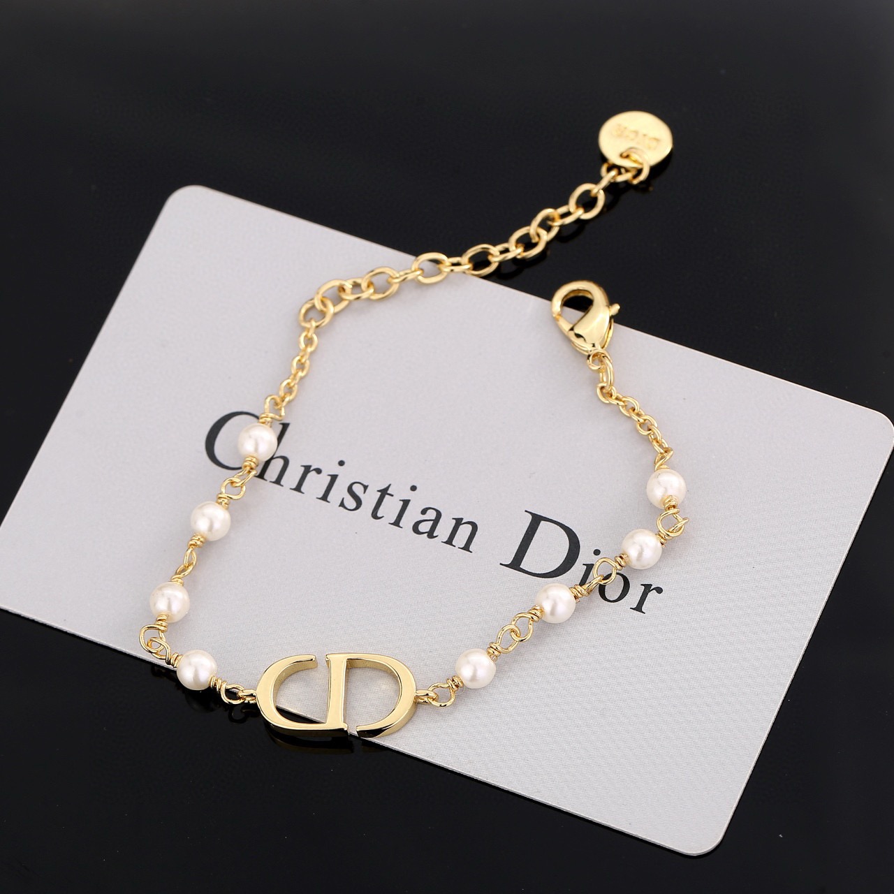 高仿 Dior CD珍珠字母手鏈女款輕奢百搭手環| 7 高仿 Dior CD珍珠字母手鏈女款輕奢百搭手環