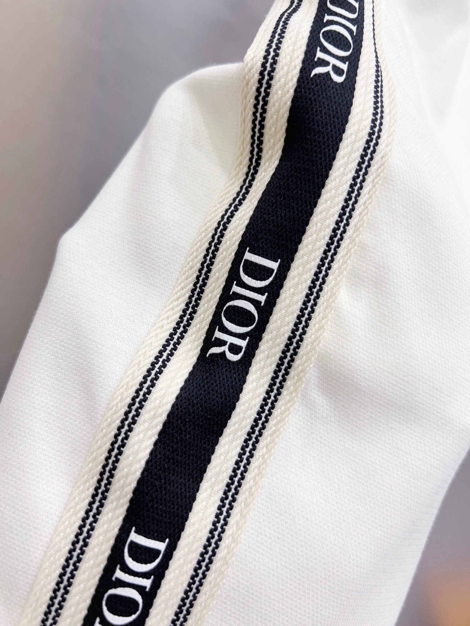 Dior高仿白色CD刺繡運動短褲男士休閒五分褲| 15 Dior高仿白色CD刺繡運動短褲男士休閒五分褲