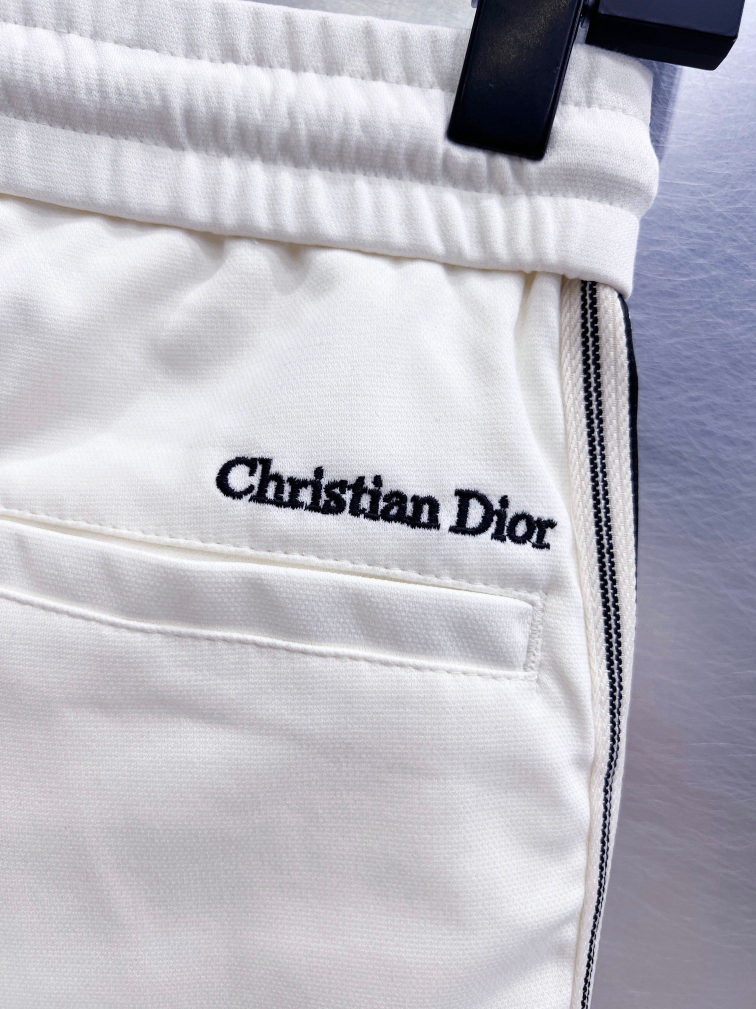 Dior高仿白色CD刺繡運動短褲男士休閒五分褲| 9 Dior高仿白色CD刺繡運動短褲男士休閒五分褲