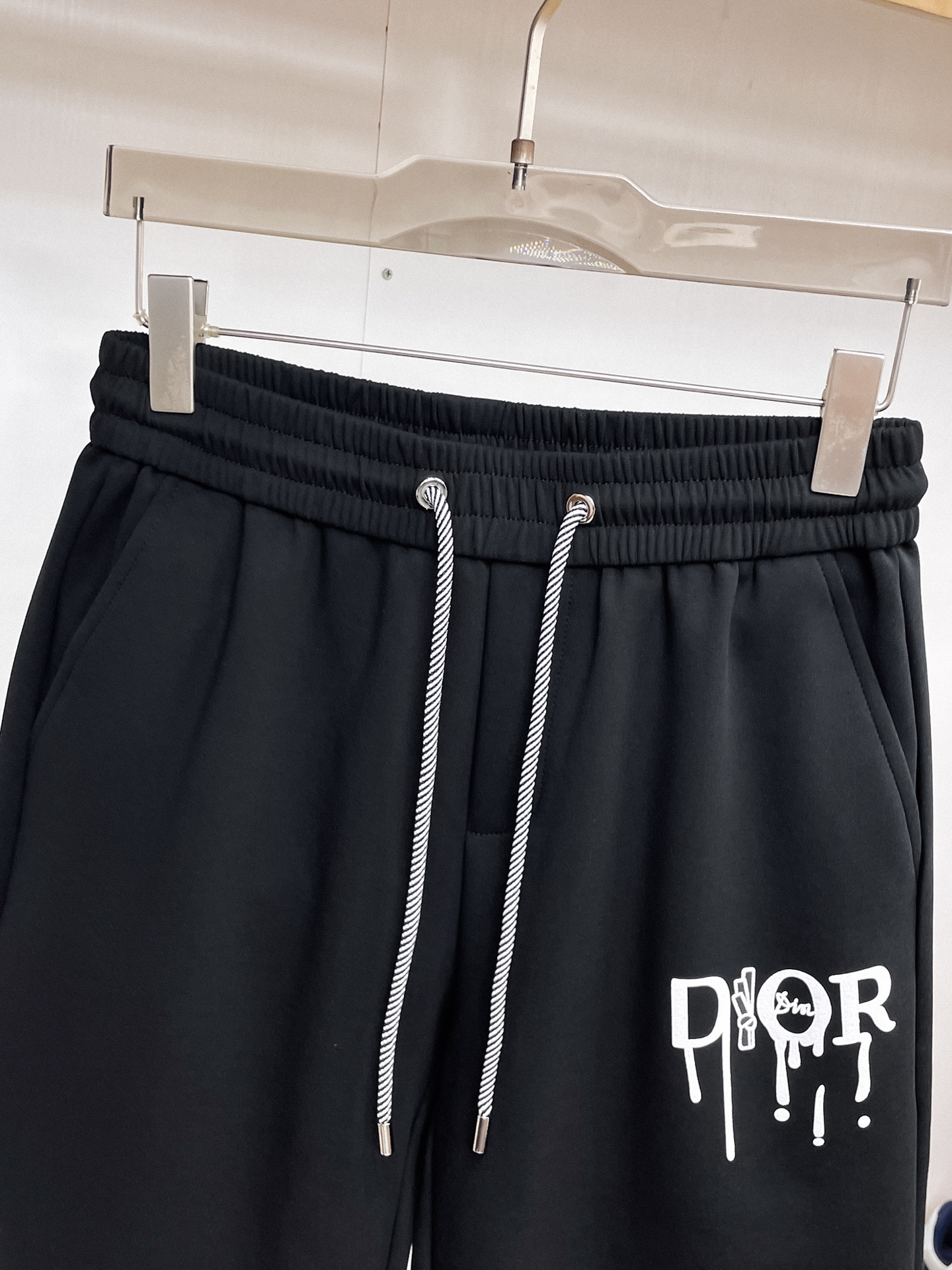 Dior原單黑色滴膠Logo運動短褲男士休閒五分褲| 13 Dior原單黑色滴膠Logo運動短褲男士休閒五分褲