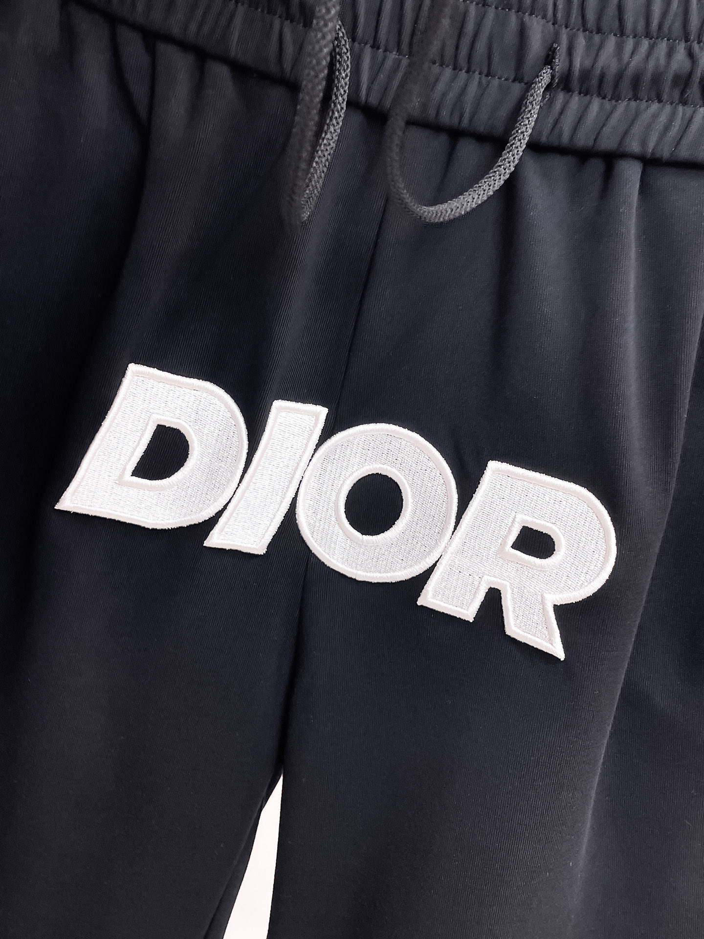 Dior原單拼色刺繡運動休閒短褲男士百搭五分褲| 12 Dior原單拼色刺繡運動休閒短褲男士百搭五分褲