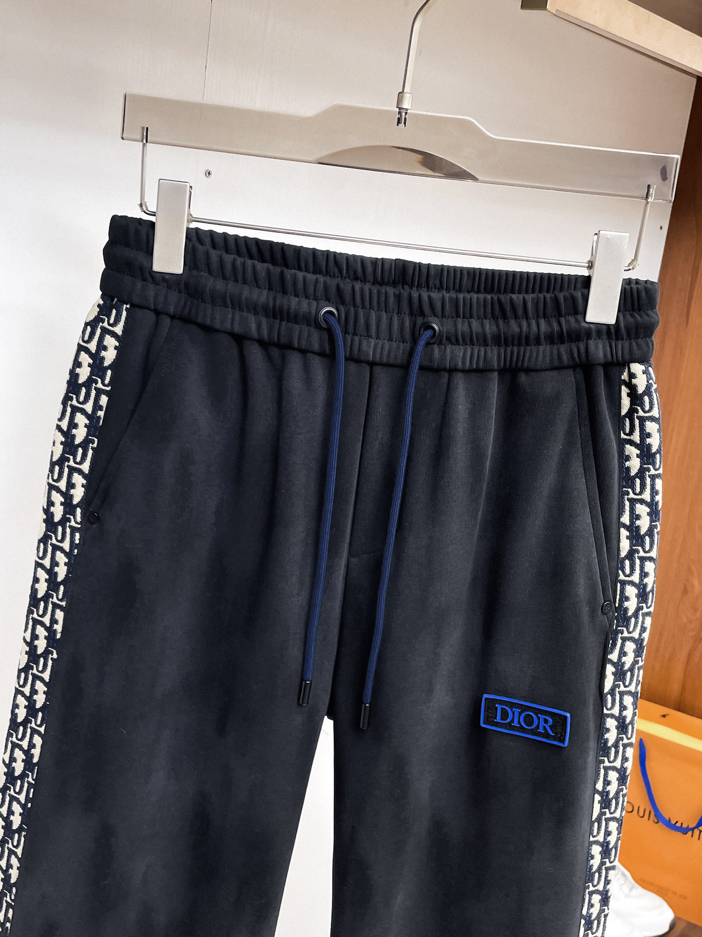 A貨 Dior藍黑拼接運動長褲精品休閒抽繩直筒褲| 13 A貨 Dior藍黑拼接運動長褲精品休閒抽繩直筒褲