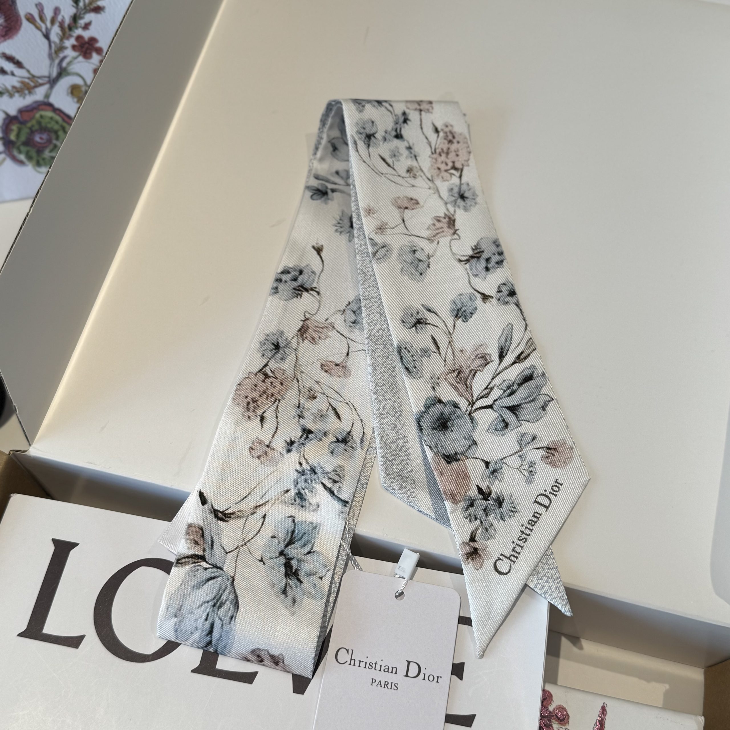 Dior一比一花卉絲巾印花髮帶高級感精品絲帶| 15 Dior一比一花卉絲巾印花髮帶高級感精品絲帶