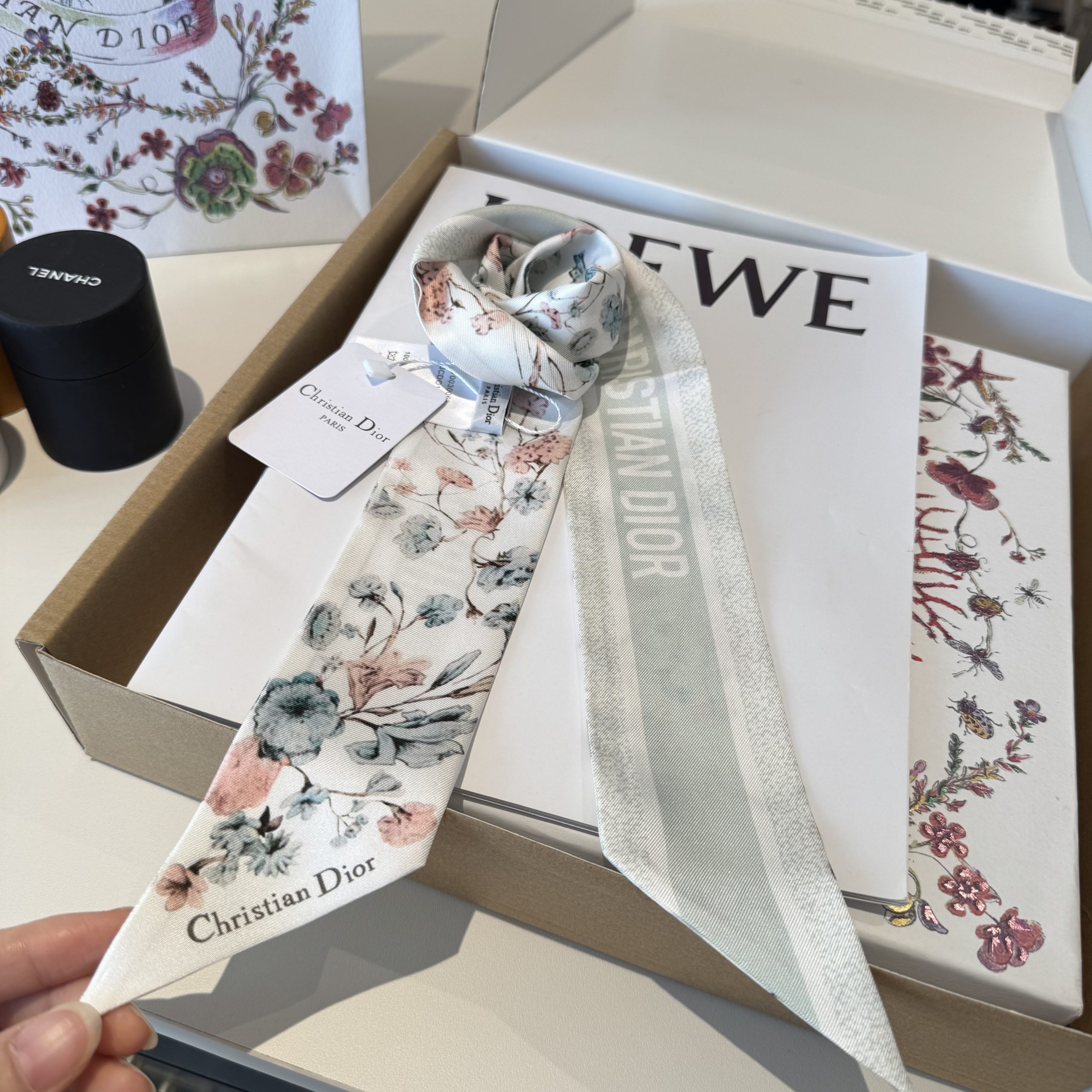 Dior原單粉色花卉雙面絲巾小飄帶氣質髮帶| 8 Dior原單粉色花卉雙面絲巾小飄帶氣質髮帶