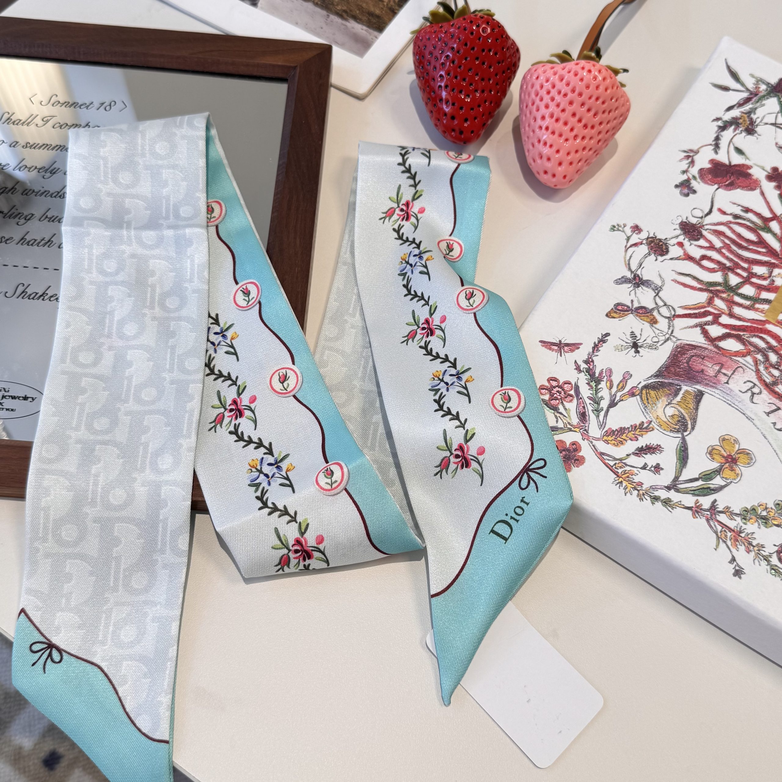 Dior原單薄荷綠刺繡花卉絲巾雙面小飄帶| 7 Dior原單薄荷綠刺繡花卉絲巾雙面小飄帶
