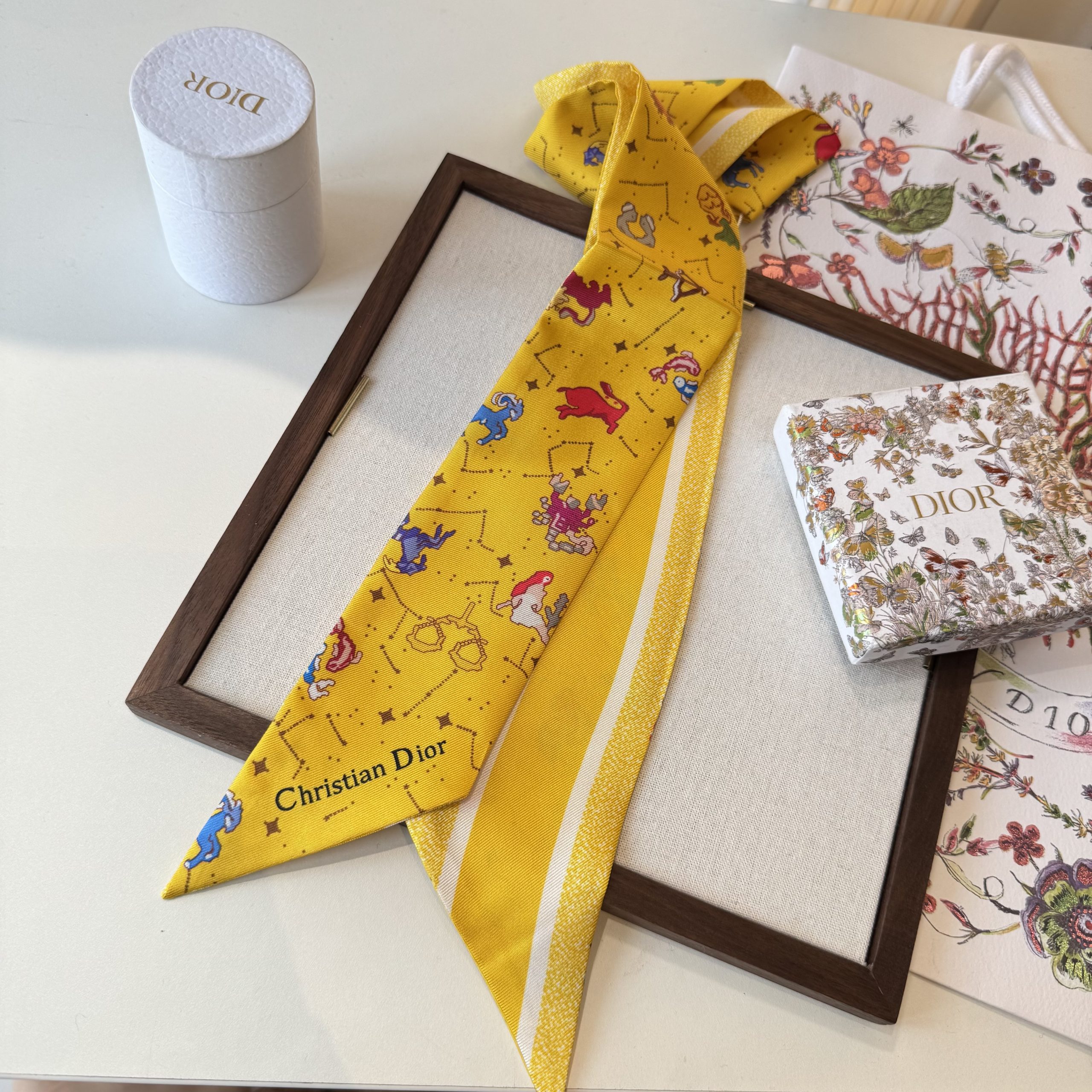 Dior原單星座印花絲巾髮帶 黃色雙面窄版綁包飄帶| 12 Dior原單星座印花絲巾髮帶 黃色雙面窄版綁包飄帶
