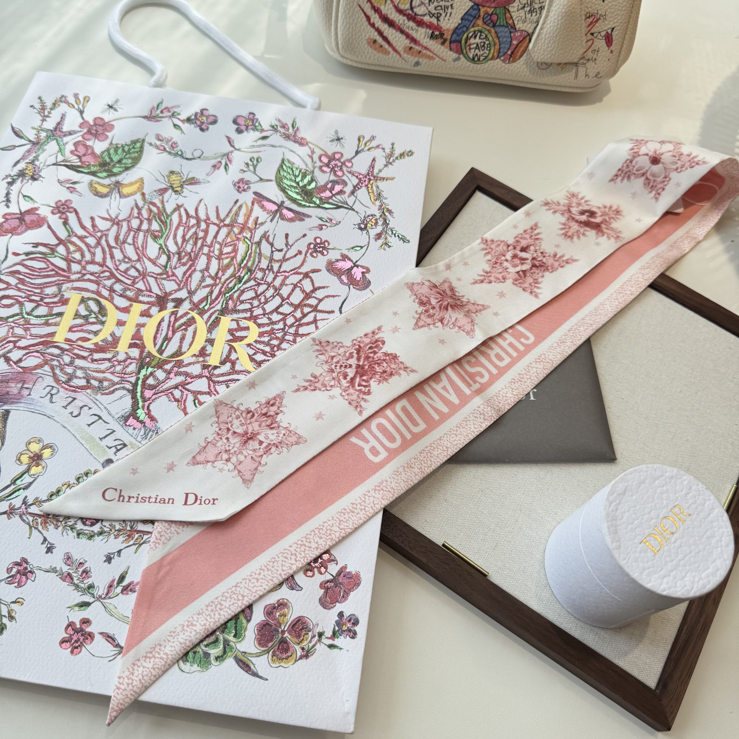 DiorA貨粉色星芒花卉絲巾髮帶 法式雙面精品飄帶女款| 11 DiorA貨粉色星芒花卉絲巾髮帶 法式雙面精品飄帶女款