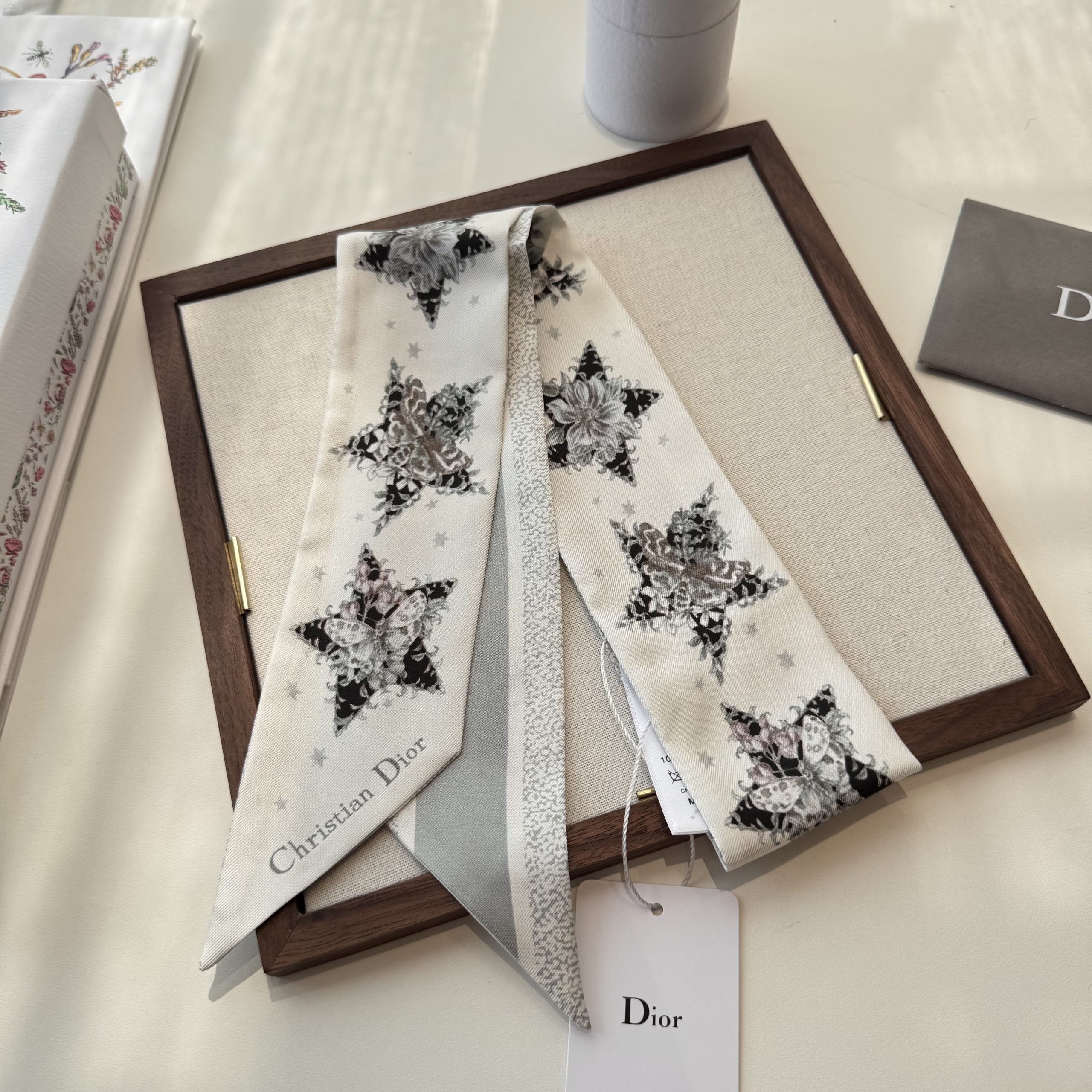 Dior原單黑白星芒絲巾髮帶 高端雙面法式精品飄帶| 14 Dior原單黑白星芒絲巾髮帶 高端雙面法式精品飄帶