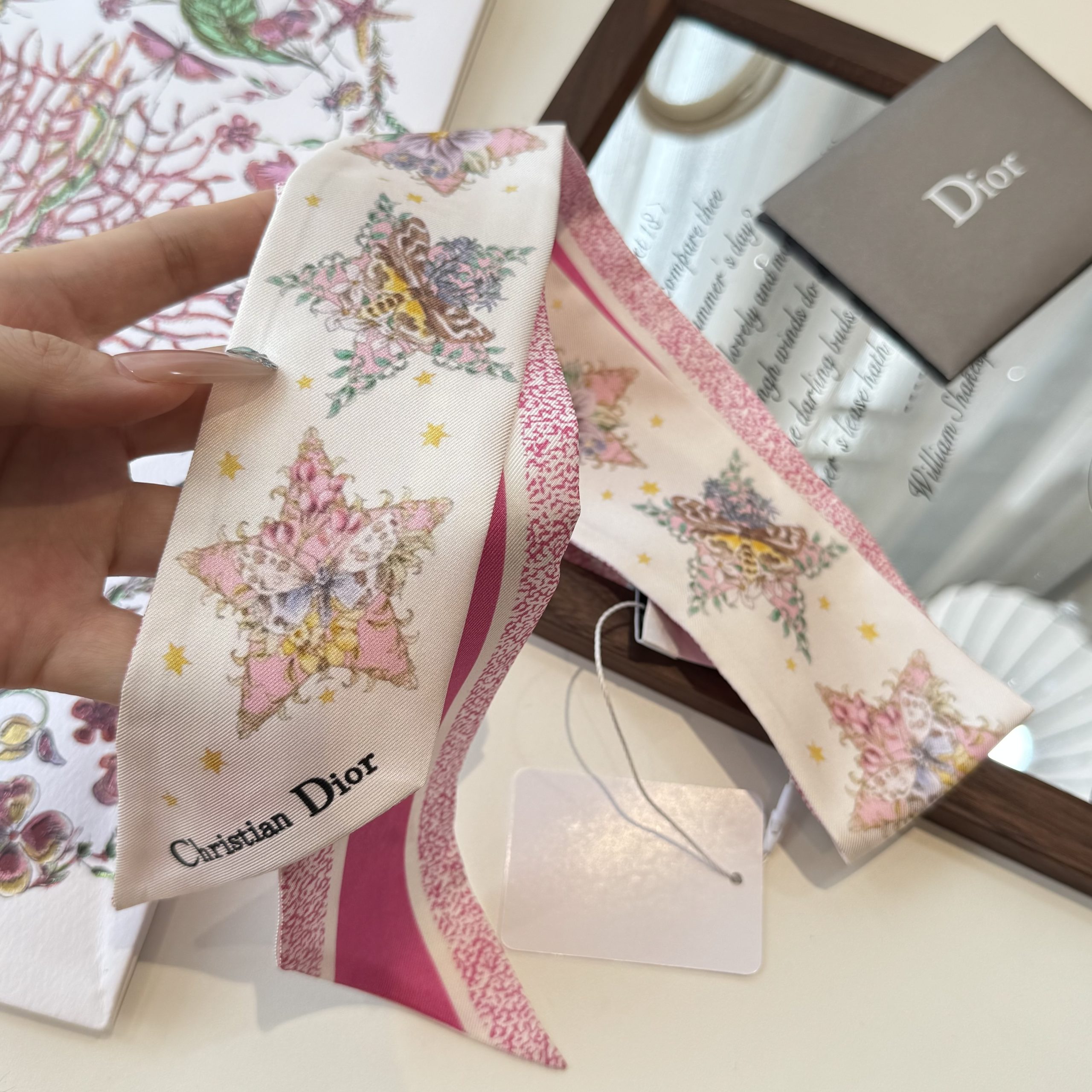 Dior高仿粉色星芒花卉絲巾髮帶 法式雙面精品窄版飄帶女款| 9 Dior高仿粉色星芒花卉絲巾髮帶 法式雙面精品窄版飄帶女款
