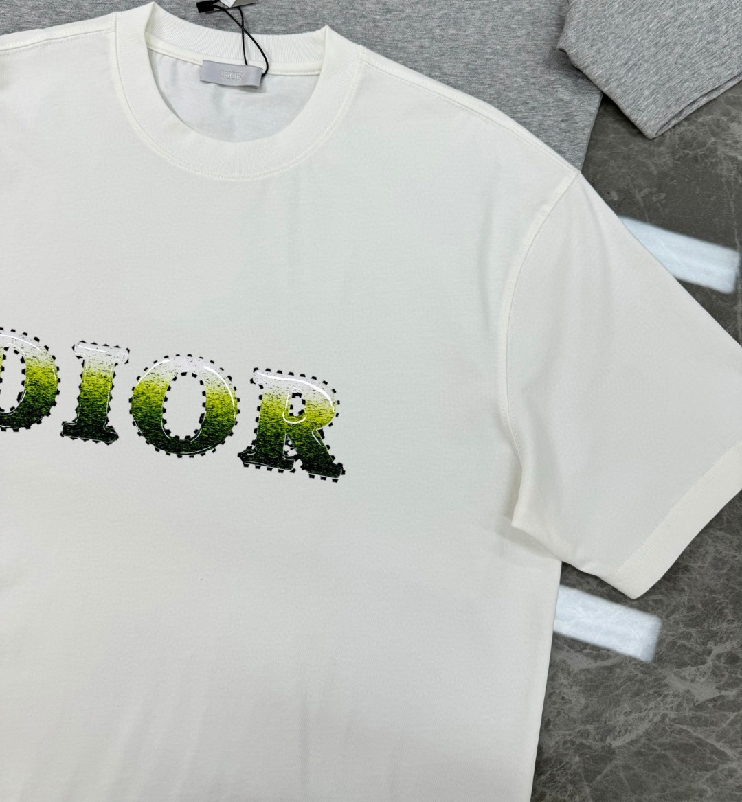 Dior高仿漸層字母印花黑色短袖T恤精品百搭上衣| 10 Dior高仿漸層字母印花黑色短袖T恤精品百搭上衣