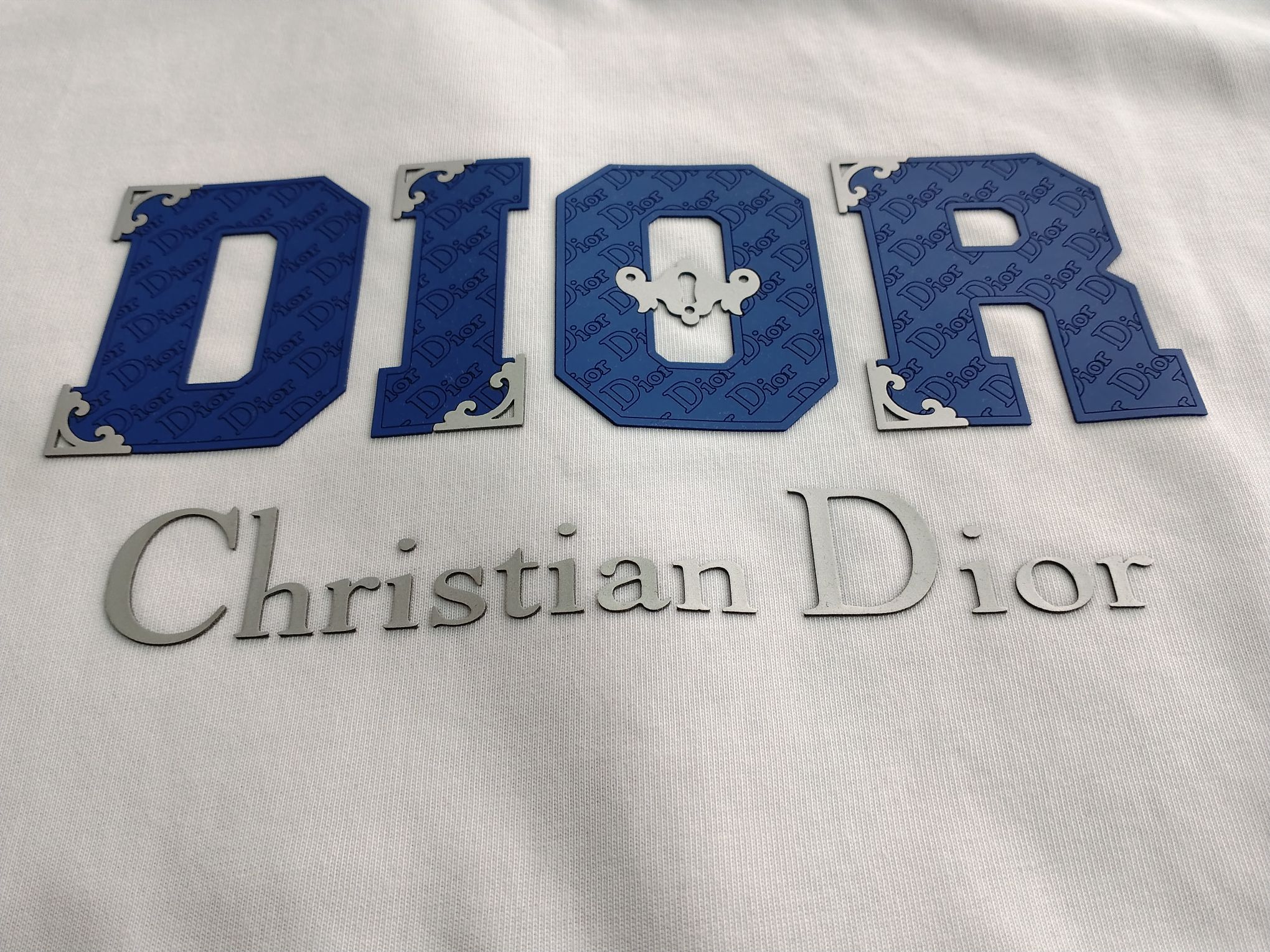 Dior一比一藍色字母刺繡短袖T恤精品休閒百搭款| 9 Dior一比一藍色字母刺繡短袖T恤精品休閒百搭款