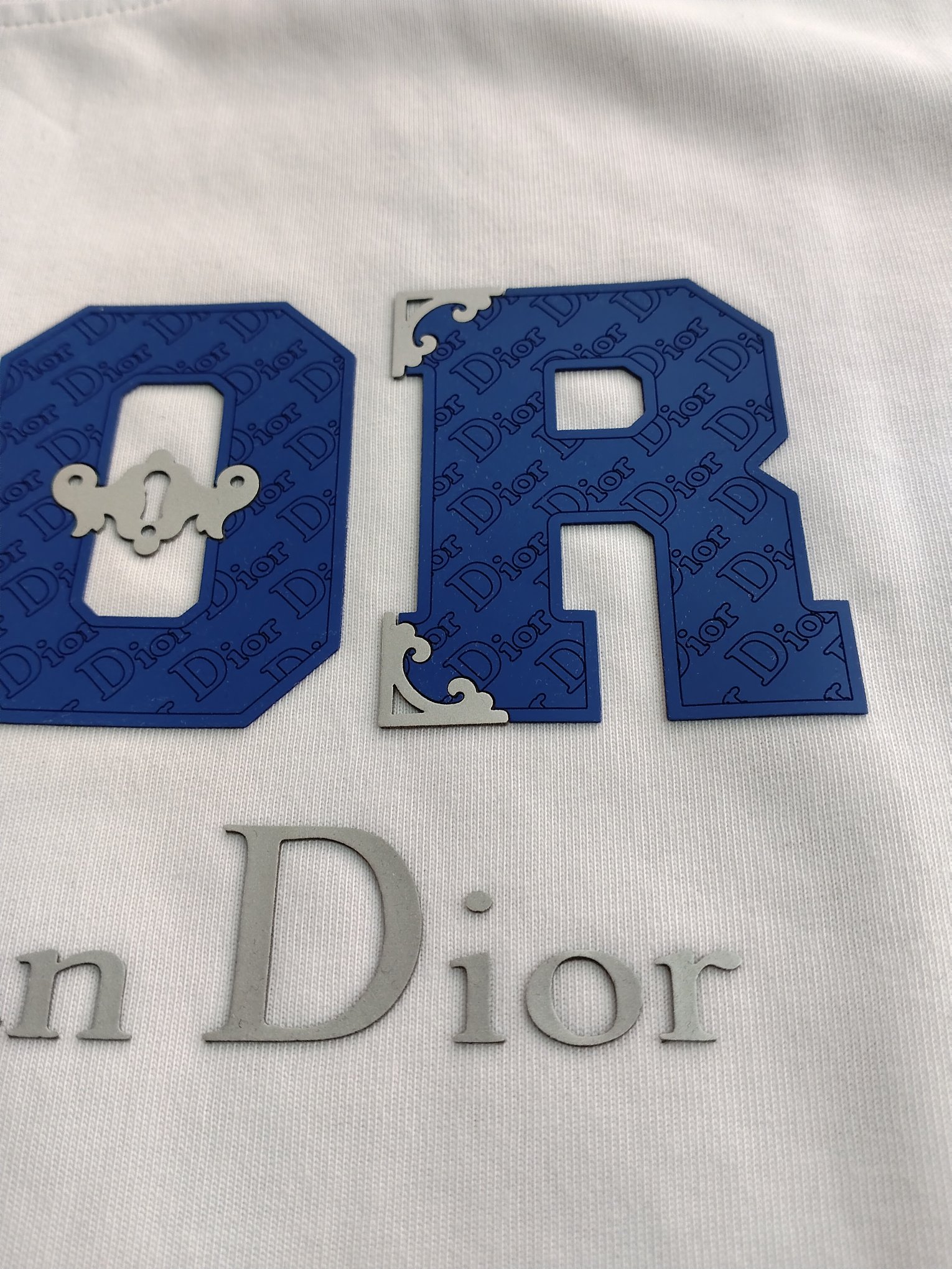 Dior一比一藍色字母刺繡短袖T恤精品休閒百搭款| 8 Dior一比一藍色字母刺繡短袖T恤精品休閒百搭款