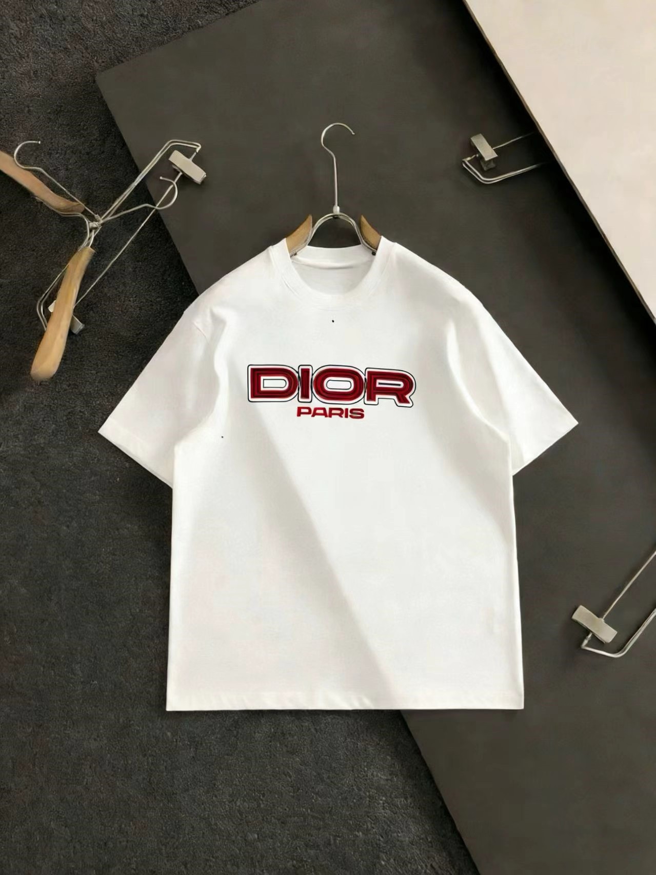 高仿Dior PARIS立體字母短袖T恤寬鬆百搭潮流款| 11 高仿Dior PARIS立體字母短袖T恤寬鬆百搭潮流款