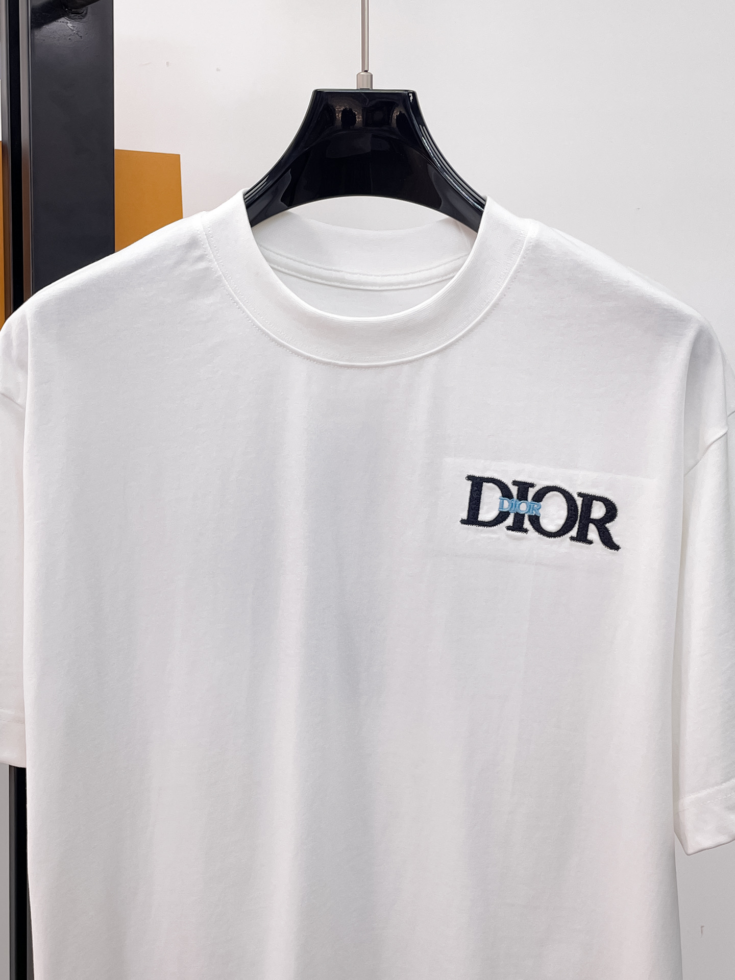 Dior一比一刺繡Logo短袖T恤 精品簡約休閒男裝| 8 Dior一比一刺繡Logo短袖T恤 精品簡約休閒男裝