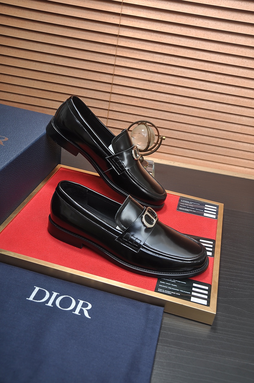 Dior高仿亮面CD扣樂福皮鞋 男士商務休閒皮鞋| 10 Dior高仿亮面CD扣樂福皮鞋 男士商務休閒皮鞋