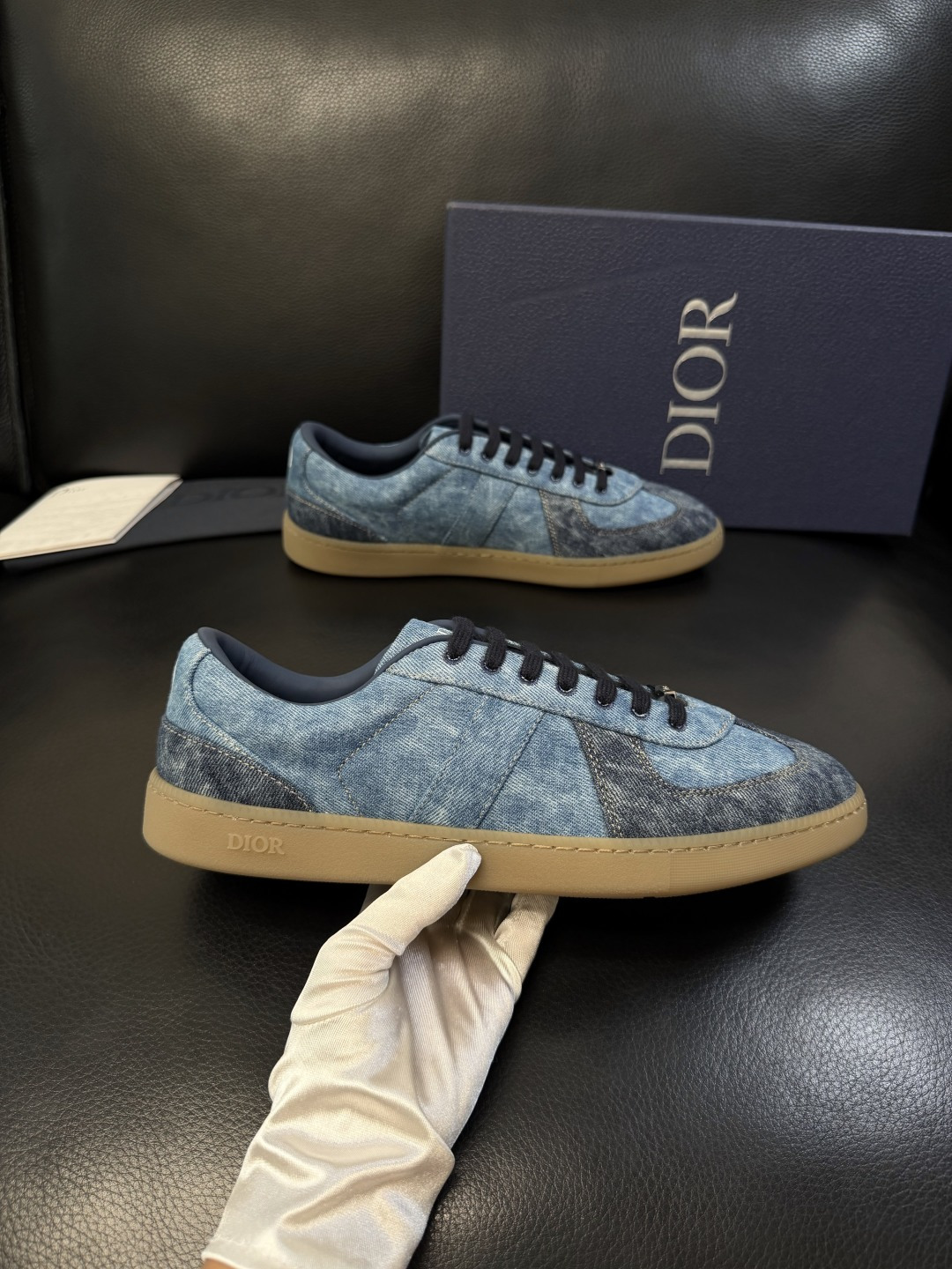 Dior 高仿牛仔拼接低幫運動鞋 復古丹寧休閒百搭款| 12 Dior 高仿牛仔拼接低幫運動鞋 復古丹寧休閒百搭款