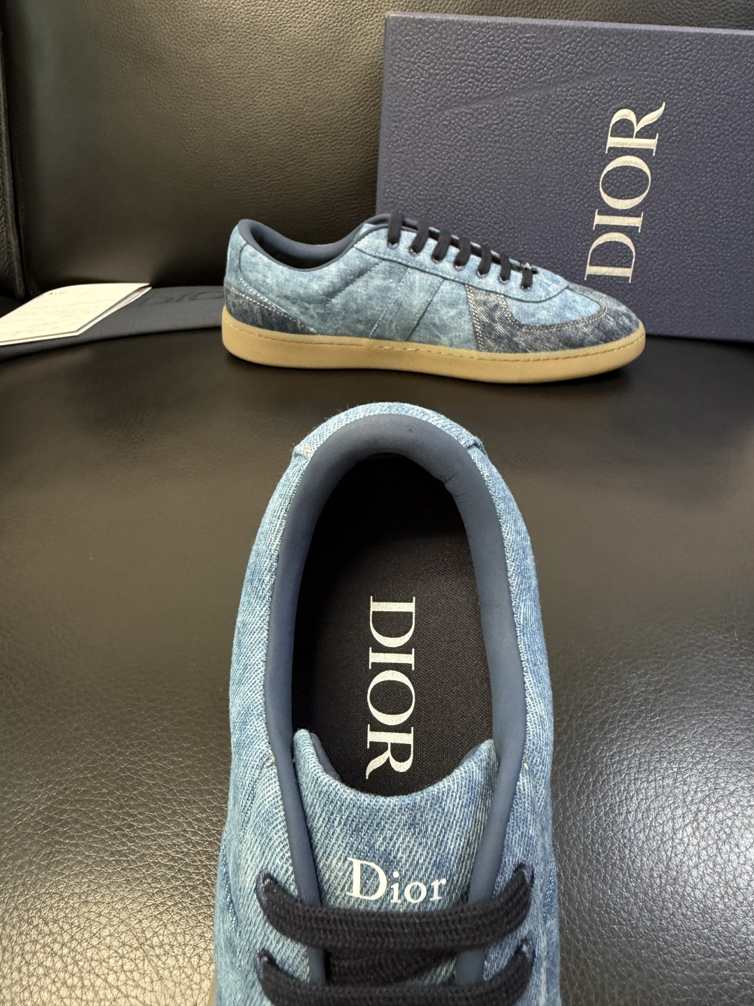 Dior 高仿牛仔拼接低幫運動鞋 復古丹寧休閒百搭款| 9 Dior 高仿牛仔拼接低幫運動鞋 復古丹寧休閒百搭款