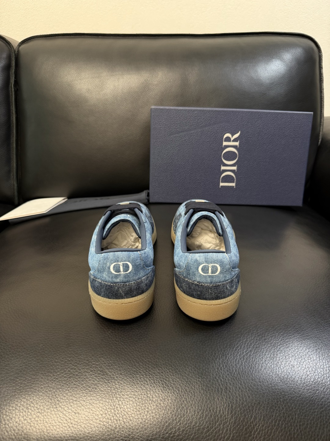 Dior 高仿牛仔拼接低幫運動鞋 復古丹寧休閒百搭款| 8 Dior 高仿牛仔拼接低幫運動鞋 復古丹寧休閒百搭款