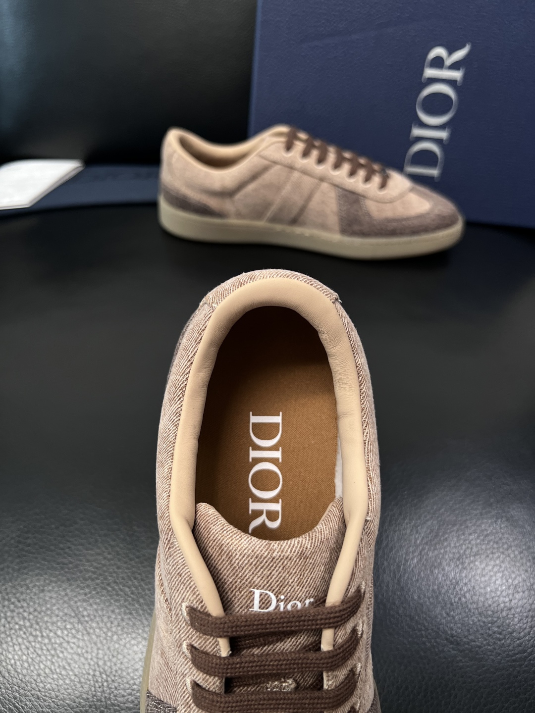 Dior 一比一棕色復古拼接低幫休閒鞋 百搭運動鞋| 9 Dior 一比一棕色復古拼接低幫休閒鞋 百搭運動鞋