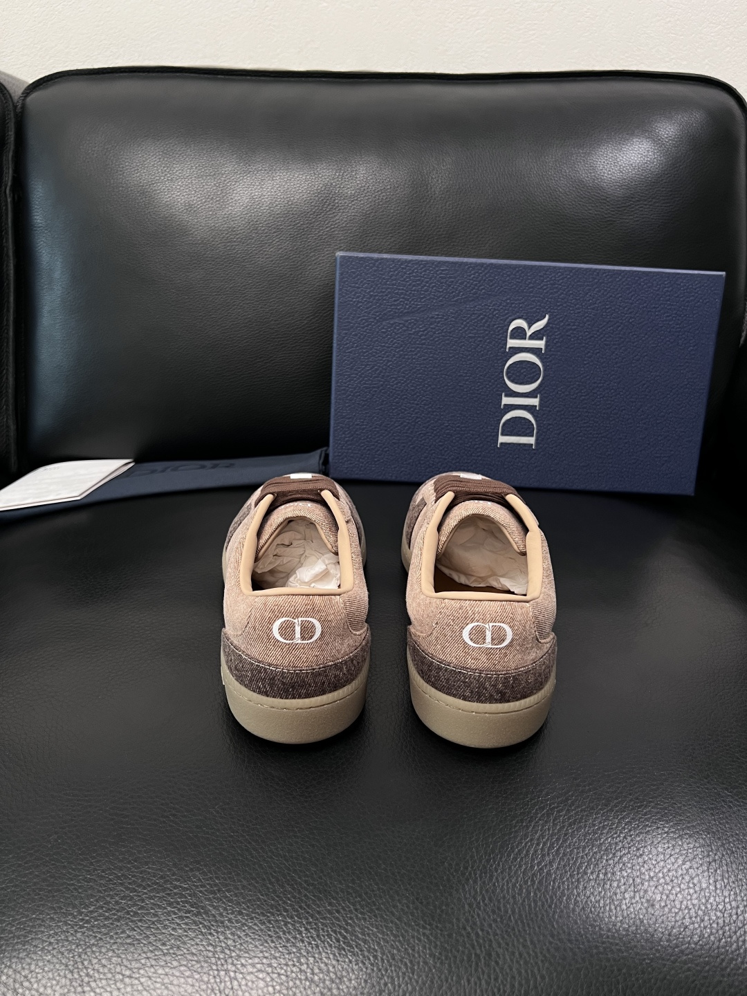 Dior 一比一棕色復古拼接低幫休閒鞋 百搭運動鞋| 8 Dior 一比一棕色復古拼接低幫休閒鞋 百搭運動鞋
