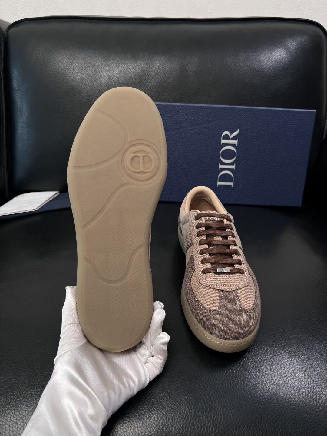 Dior 一比一棕色復古拼接低幫休閒鞋 百搭運動鞋| 7 Dior 一比一棕色復古拼接低幫休閒鞋 百搭運動鞋