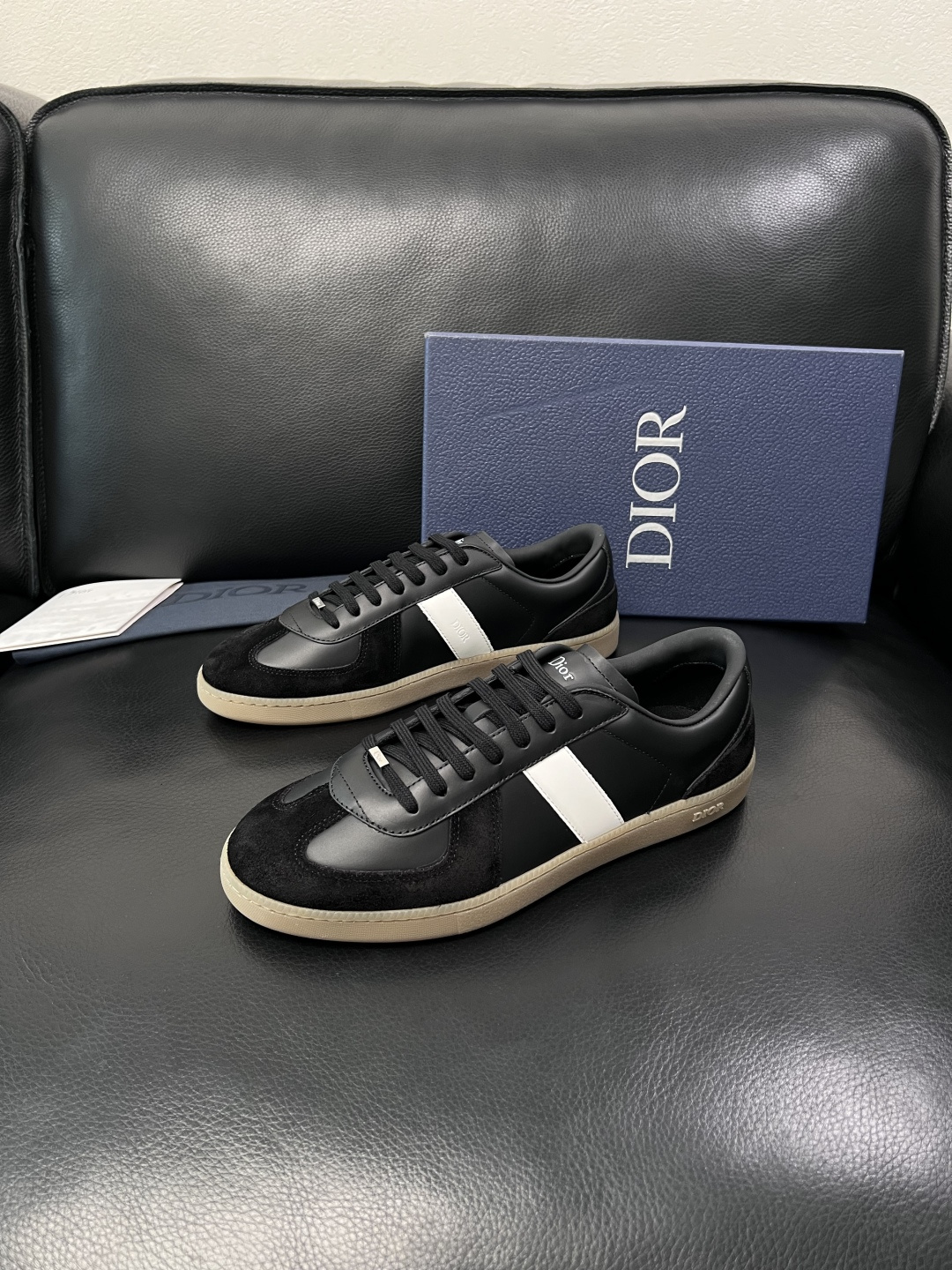 Dior 原單黑白拼接低幫運動鞋 經典休閒板鞋| 14 Dior 原單黑白拼接低幫運動鞋 經典休閒板鞋