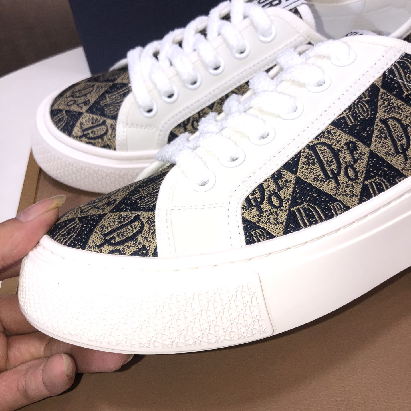 Dior A貨老花帆布低幫運動鞋 經典印花休閒款| 9 Dior A貨老花帆布低幫運動鞋 經典印花休閒款