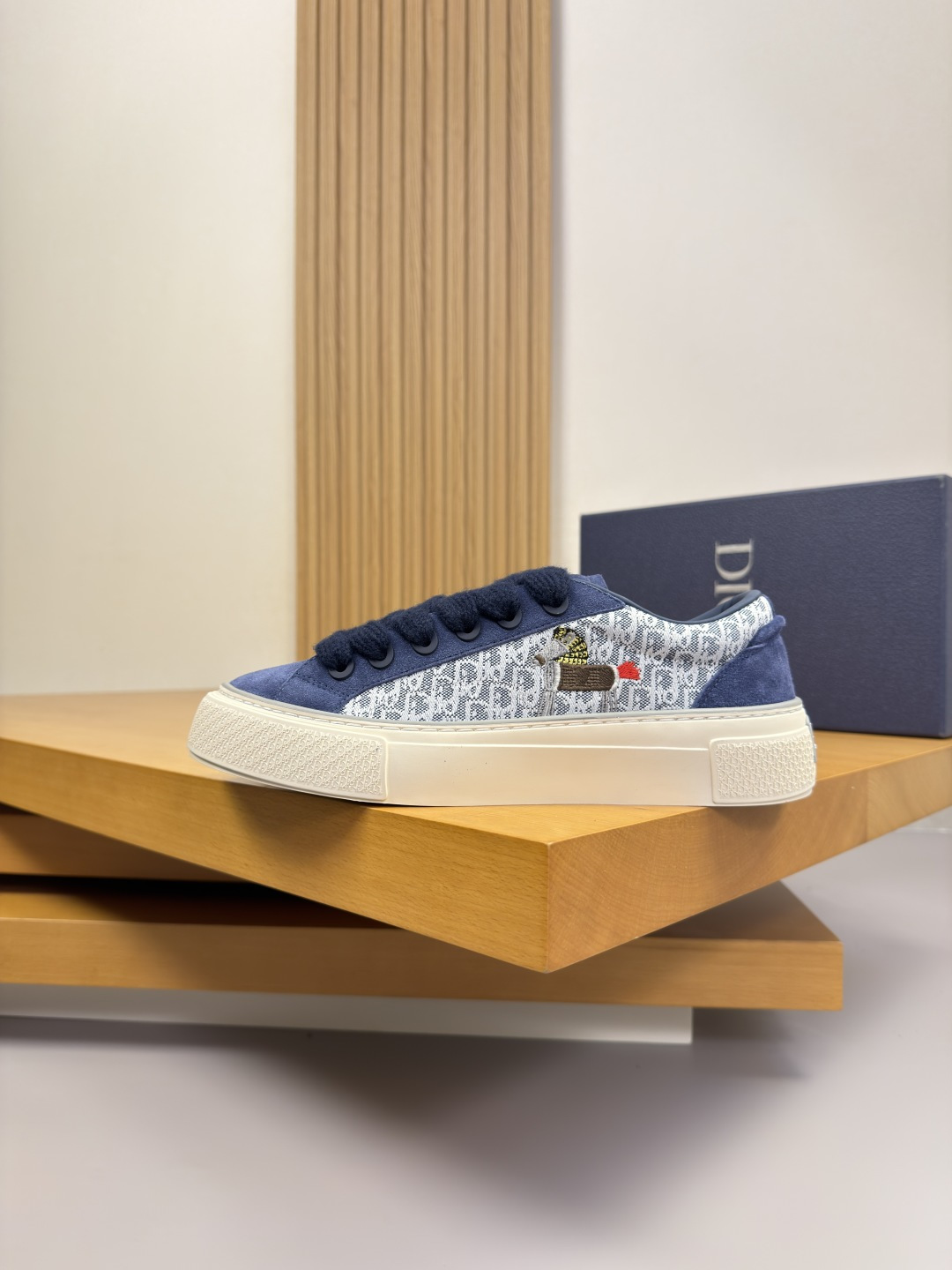 Dior 高仿低幫板鞋 男款刺繡帆布拼接休閒鞋 黑色厚底款| 11 Dior 高仿低幫板鞋 男款刺繡帆布拼接休閒鞋 黑色厚底款