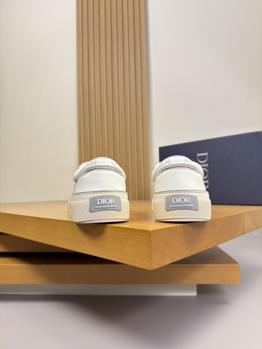 Dior 一比一休閒板鞋 男款刺繡小馬厚底休閒鞋 白色百搭精品運動鞋| 8 Dior 一比一休閒板鞋 男款刺繡小馬厚底休閒鞋 白色百搭精品運動鞋