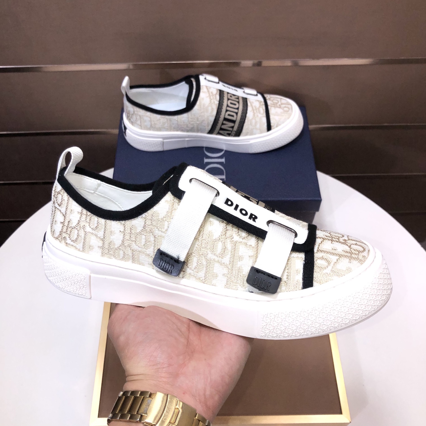 Dior 原單雙扣設計帆布低幫運動鞋 個性休閒款| 11 Dior 原單雙扣設計帆布低幫運動鞋 個性休閒款