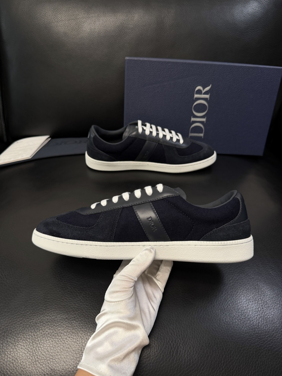 Dior 高仿休閒板鞋 男款黑色刺繡厚底鞋 清新百搭款| 11 Dior 高仿休閒板鞋 男款黑色刺繡厚底鞋 清新百搭款