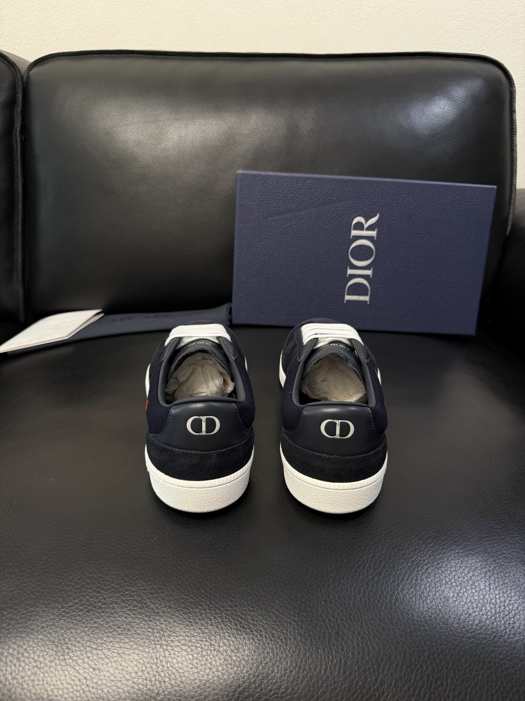 Dior 高仿休閒板鞋 男款黑色刺繡厚底鞋 清新百搭款| 8 Dior 高仿休閒板鞋 男款黑色刺繡厚底鞋 清新百搭款