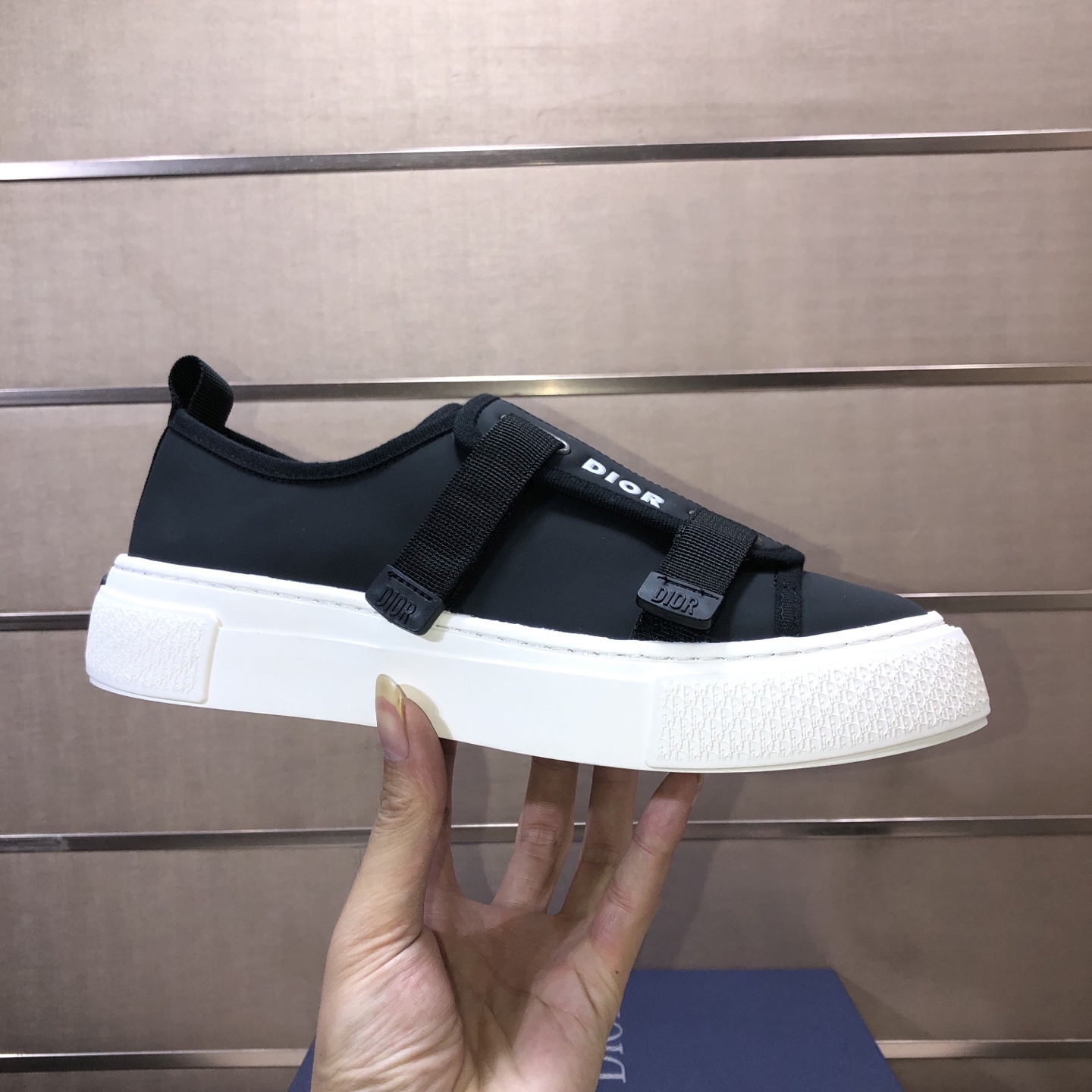 Dior 高仿厚底老花運動鞋 潮流休閒百搭款| 12 Dior 高仿厚底老花運動鞋 潮流休閒百搭款