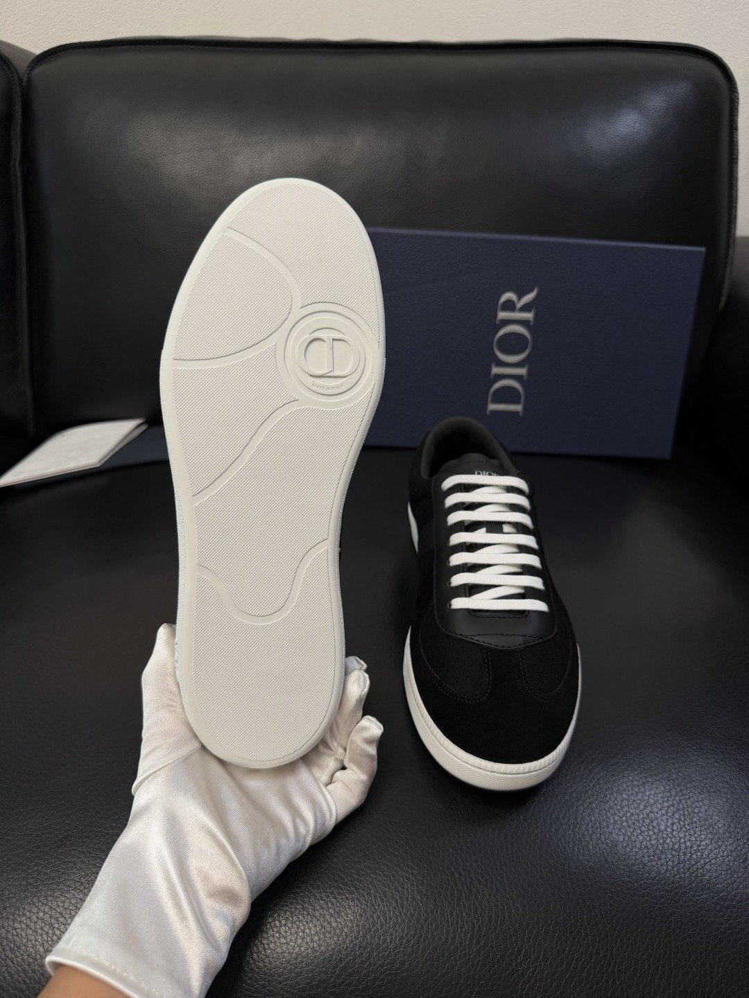 Dior 一比一運動板鞋 男款灰黑拼接低幫休閒鞋潮流款| 7 Dior 一比一運動板鞋 男款灰黑拼接低幫休閒鞋潮流款