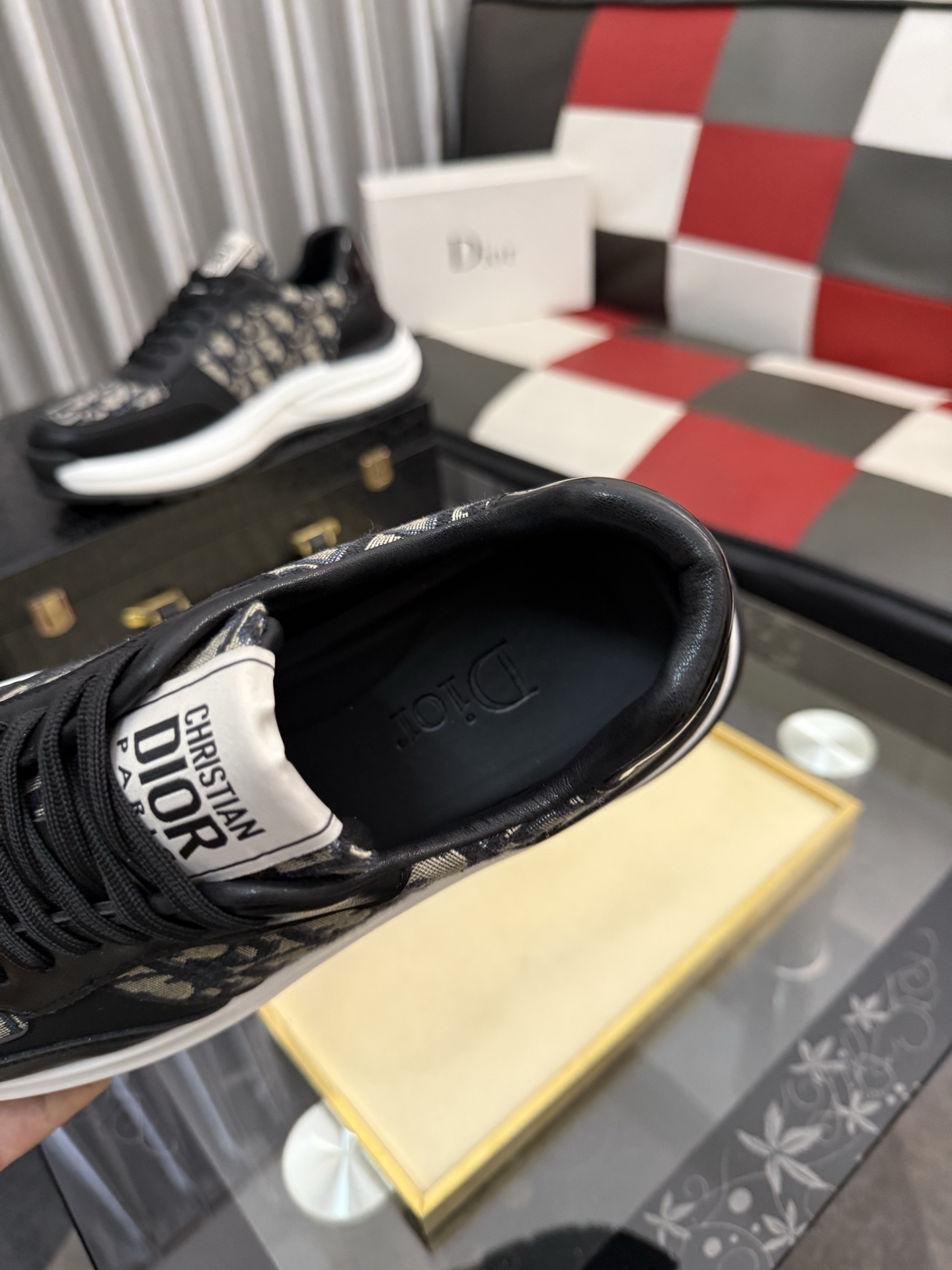 Dior 原單復古拼接低幫運動鞋 經典休閒百搭款| 8 Dior 原單復古拼接低幫運動鞋 經典休閒百搭款