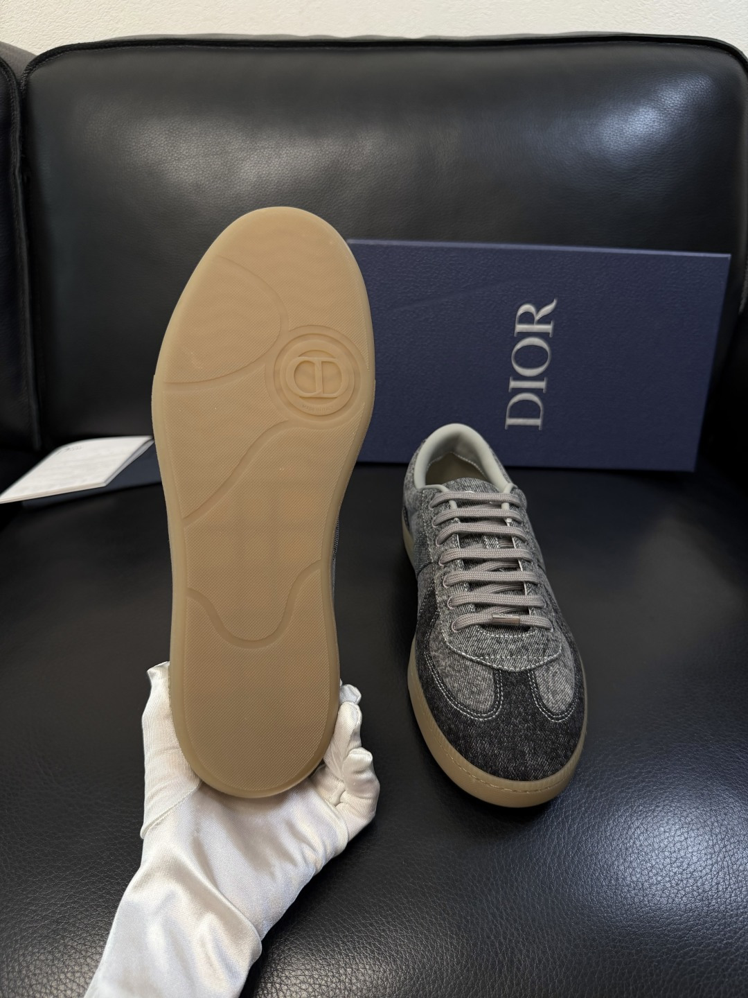 Dior 高仿休閒板鞋 男款牛仔布拼接設計低幫運動鞋| 7 Dior 高仿休閒板鞋 男款牛仔布拼接設計低幫運動鞋
