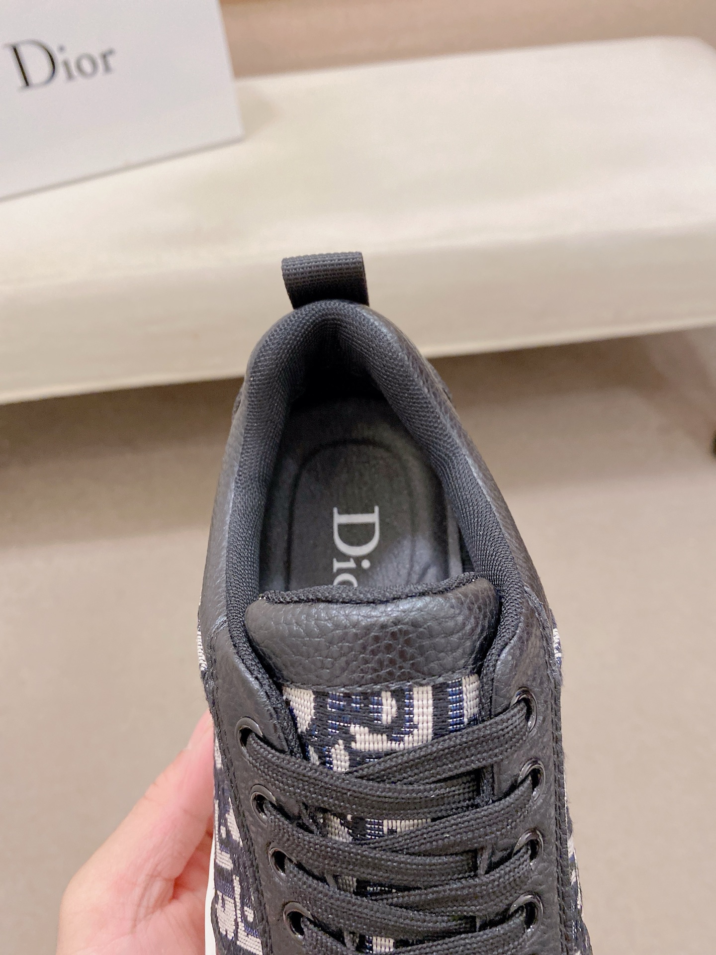 Dior 高仿Oblique帆布低筒鞋 黑白拼接休閒潮流款| 10 Dior 高仿Oblique帆布低筒鞋 黑白拼接休閒潮流款