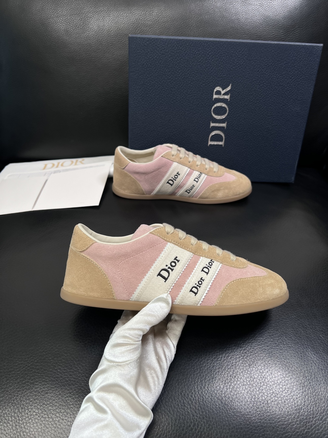 Dior 高仿拼色麂皮復古低幫休閒鞋 男女百搭運動板鞋| 12 Dior 高仿拼色麂皮復古低幫休閒鞋 男女百搭運動板鞋