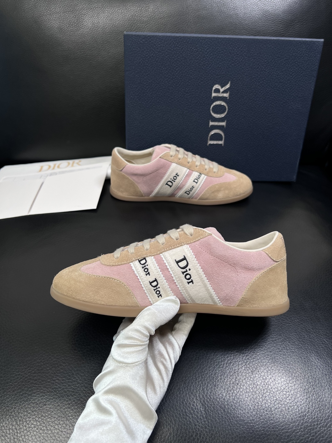 Dior 高仿拼色麂皮復古低幫休閒鞋 男女百搭運動板鞋| 11 Dior 高仿拼色麂皮復古低幫休閒鞋 男女百搭運動板鞋