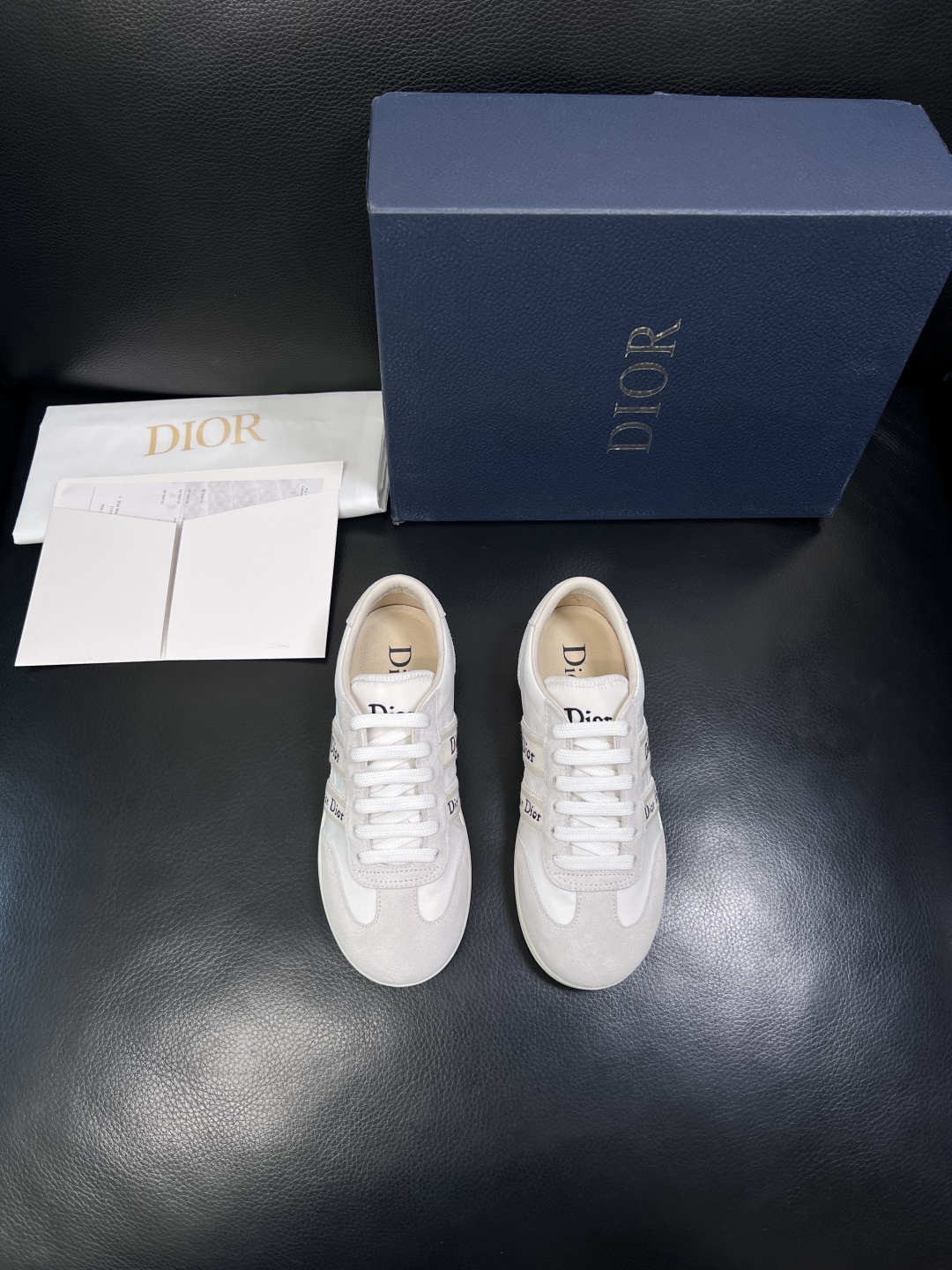 Dior 原單極簡白色低幫休閒鞋 百搭舒適運動板鞋| 13 Dior 原單極簡白色低幫休閒鞋 百搭舒適運動板鞋