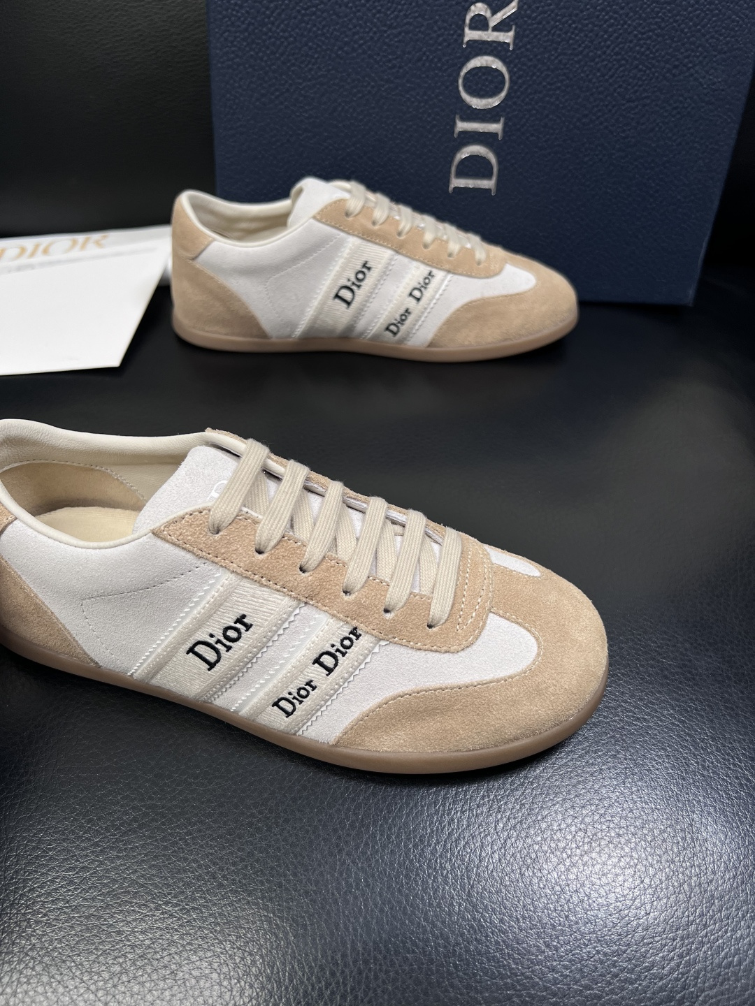 Dior 高仿老爹鞋厚底運動鞋 網面拼接增高休閒鞋| 10 Dior 高仿老爹鞋厚底運動鞋 網面拼接增高休閒鞋