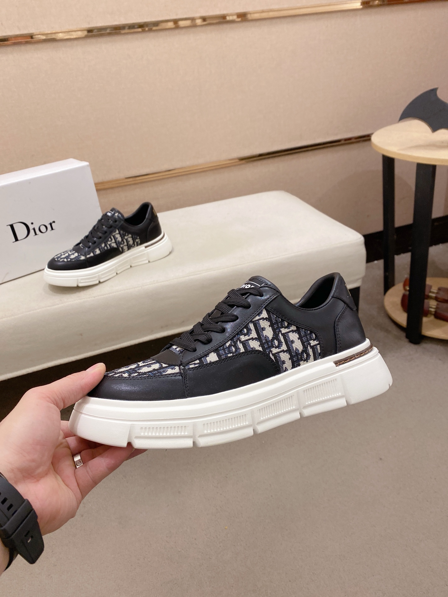 Dior 高仿黑白拼接老花厚底運動鞋 時尚百搭休閒款| 13 Dior 高仿黑白拼接老花厚底運動鞋 時尚百搭休閒款