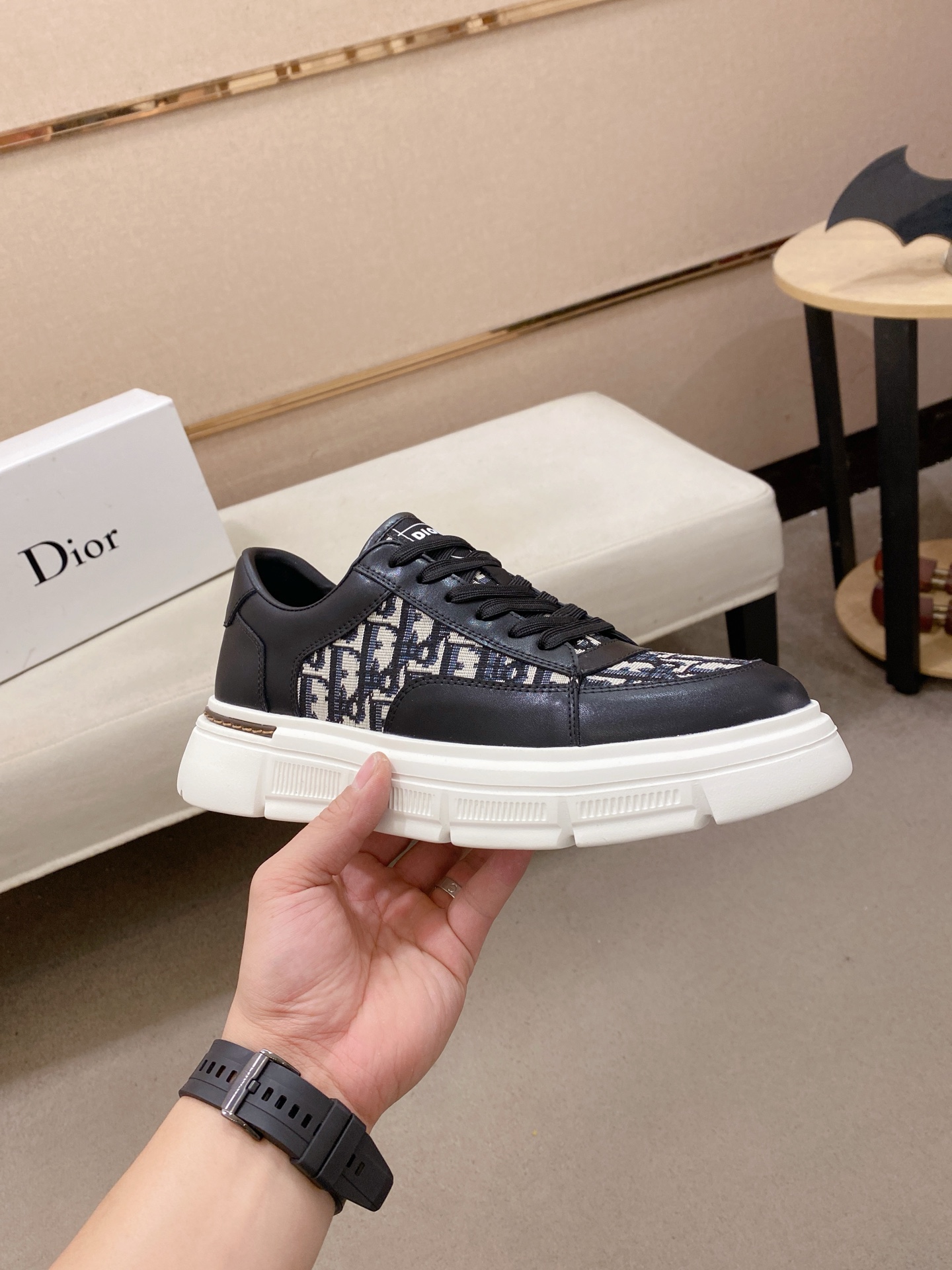 Dior 高仿黑白拼接老花厚底運動鞋 時尚百搭休閒款| 12 Dior 高仿黑白拼接老花厚底運動鞋 時尚百搭休閒款