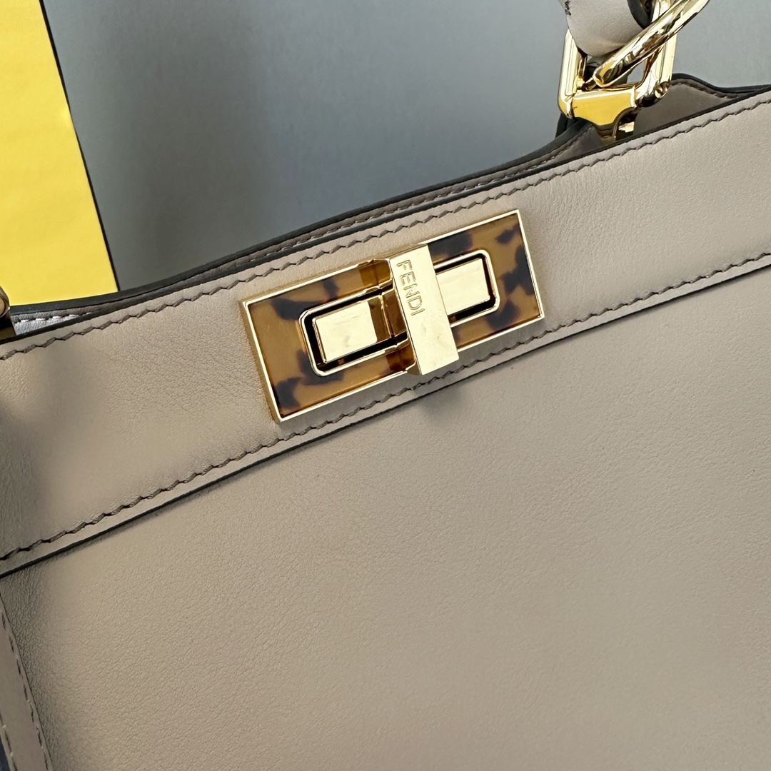 Fendi 一比一 Peekaboo 中號手提包 灰米拼色內袋款| 13 Fendi 一比一 Peekaboo 中號手提包 灰米拼色內袋款