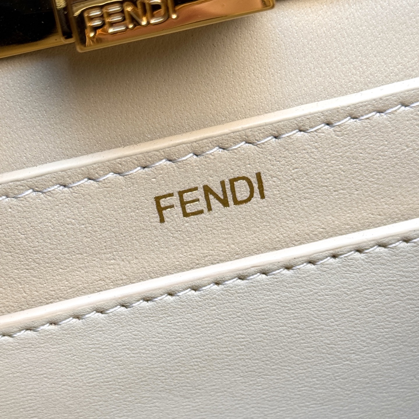 FENDI 一比一 Peekaboo 手提包 裸粉優雅斜背款| 8 FENDI 一比一 Peekaboo 手提包 裸粉優雅斜背款