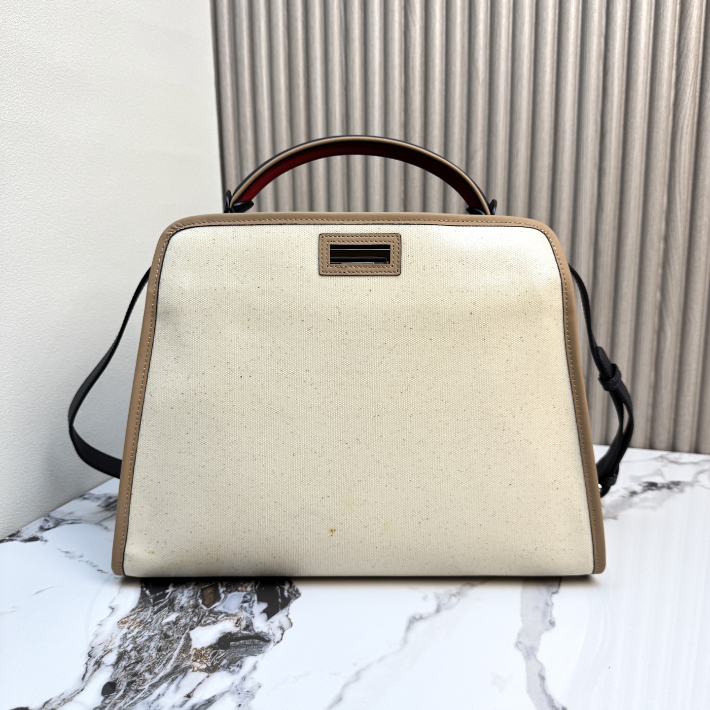 FENDI 一比一 Peekaboo 手提包 毛絨FF字母款| 12 FENDI 一比一 Peekaboo 手提包 毛絨FF字母款